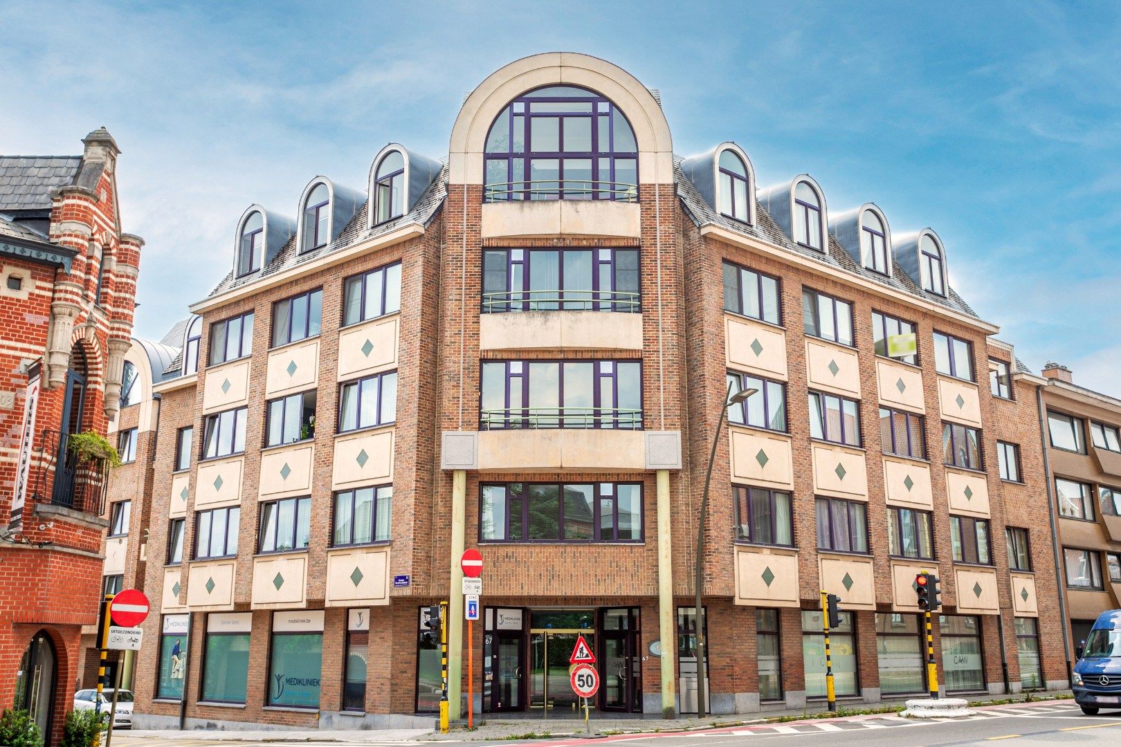 Appartement (78m²) 1 slpk, kelder en autostpl te koop centrum Halle foto 16