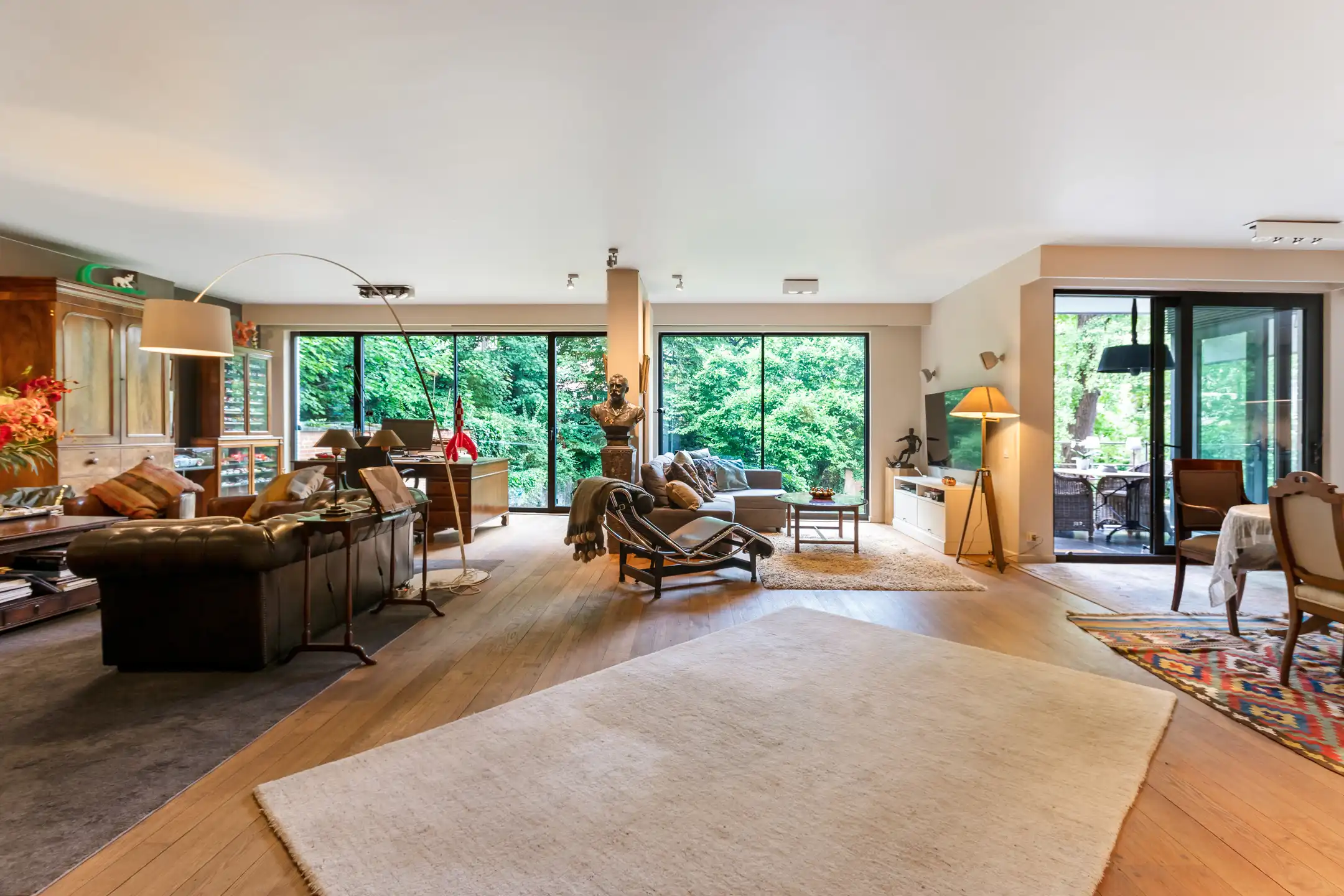 Duplex met zwembad en tuin op uitstekende locatie in Berchem foto 4