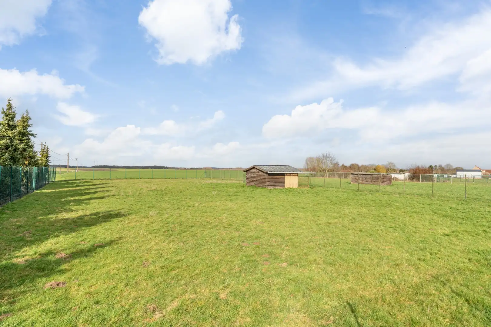 Landelijk wonen in alle rust met ruimte, charme en talloze mogelijkheden foto 28