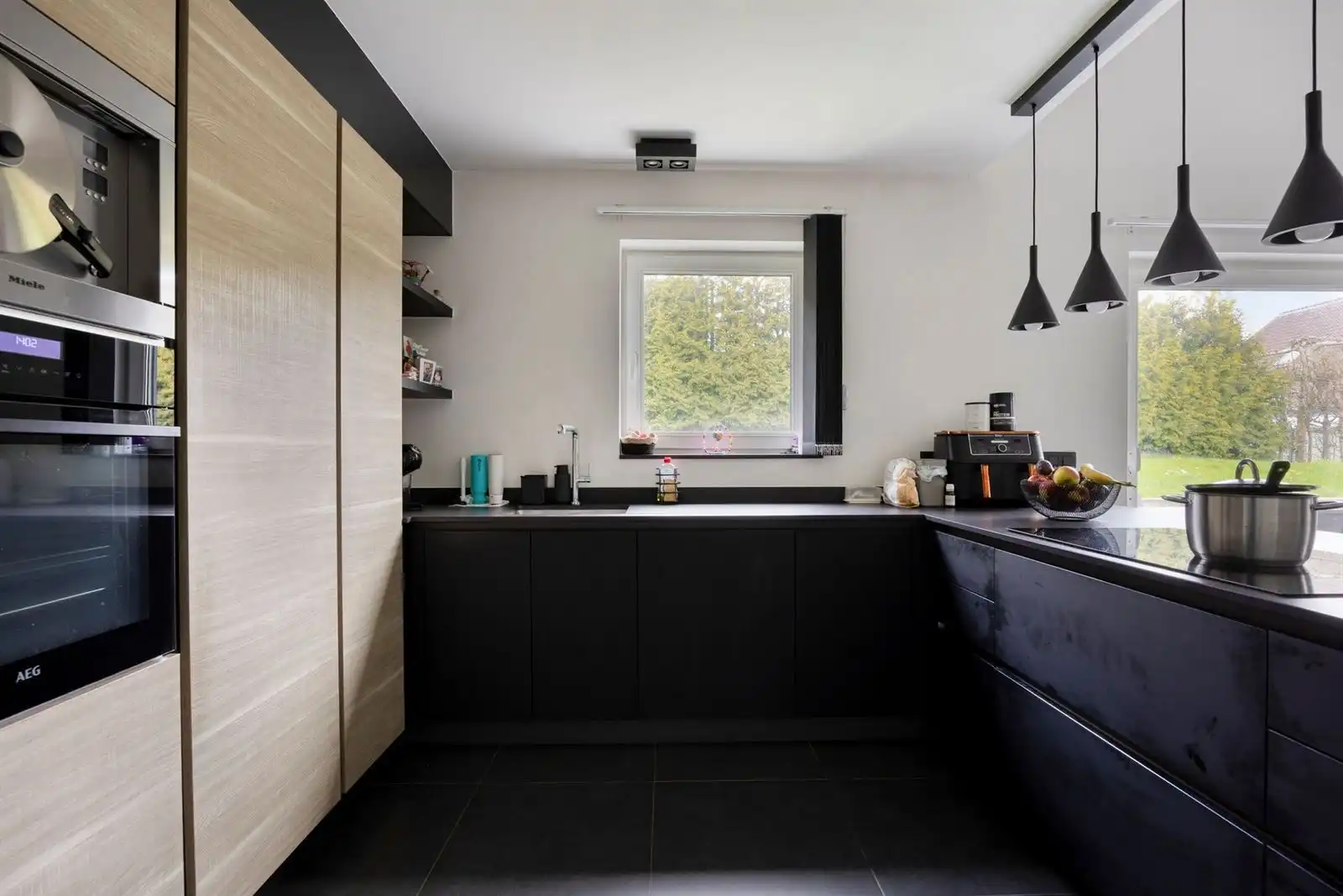 Alleenstaande woning met tuin foto 11