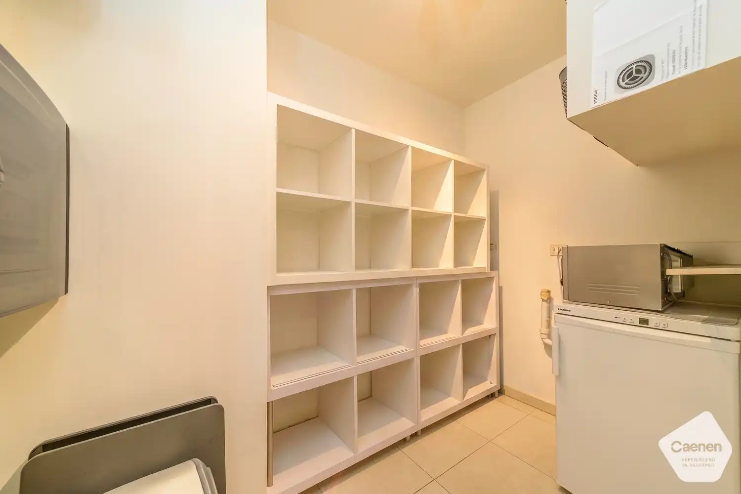 Stijlvol gemeubeld 1-slaapkamerappartement met ruim terras op toplocatie in De Panne foto 12