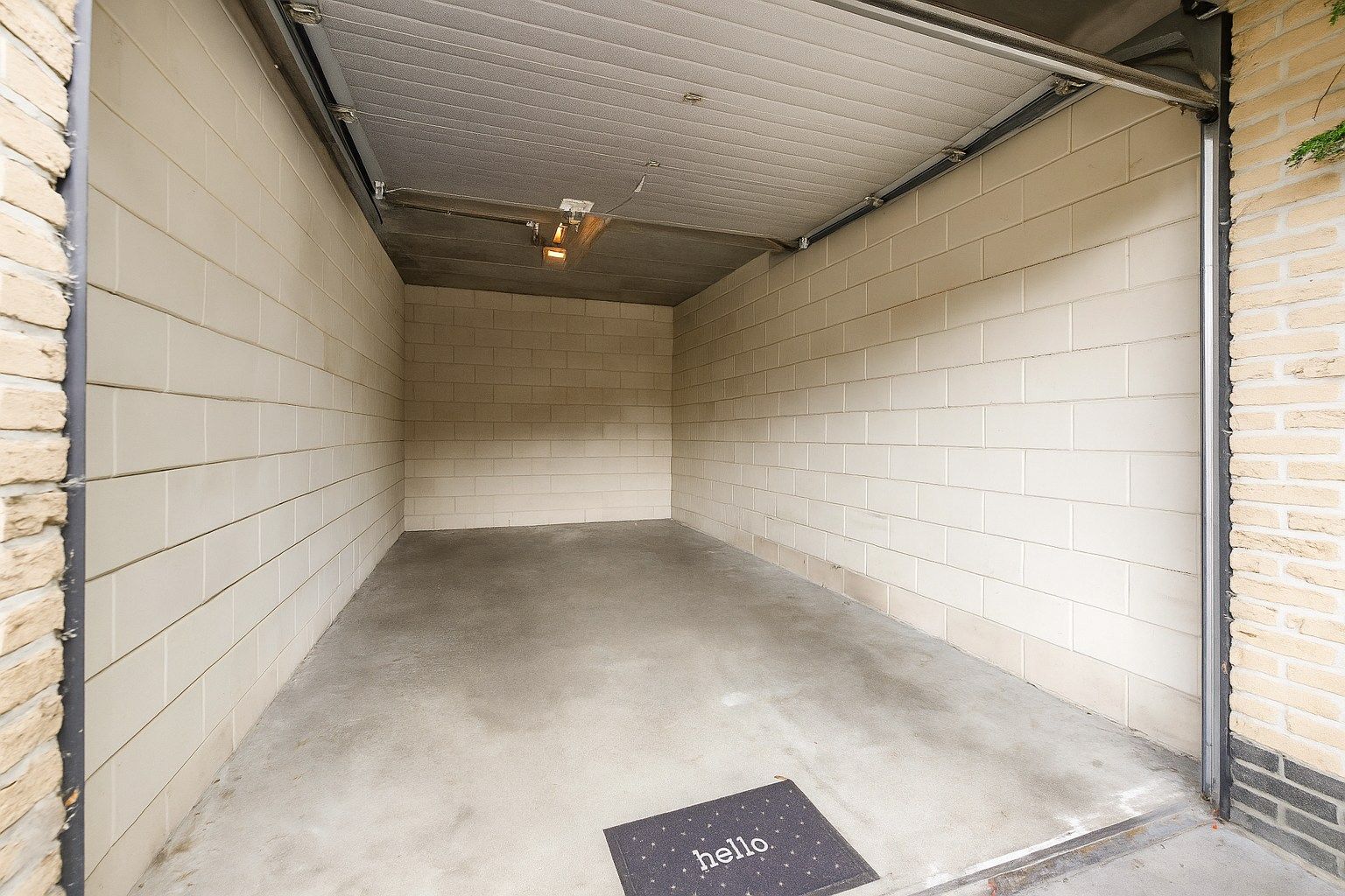 INSTAPKLAAR APPARTEMENT OP TOPLOCATIE MET GARAGE!!! foto 15