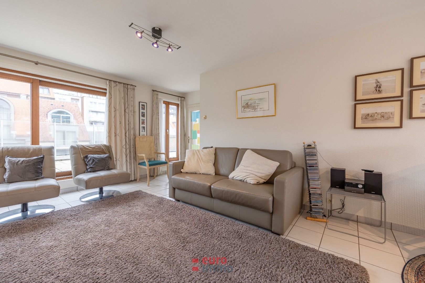 Subliem gelegen appartement met gigantische terrassen! foto 3