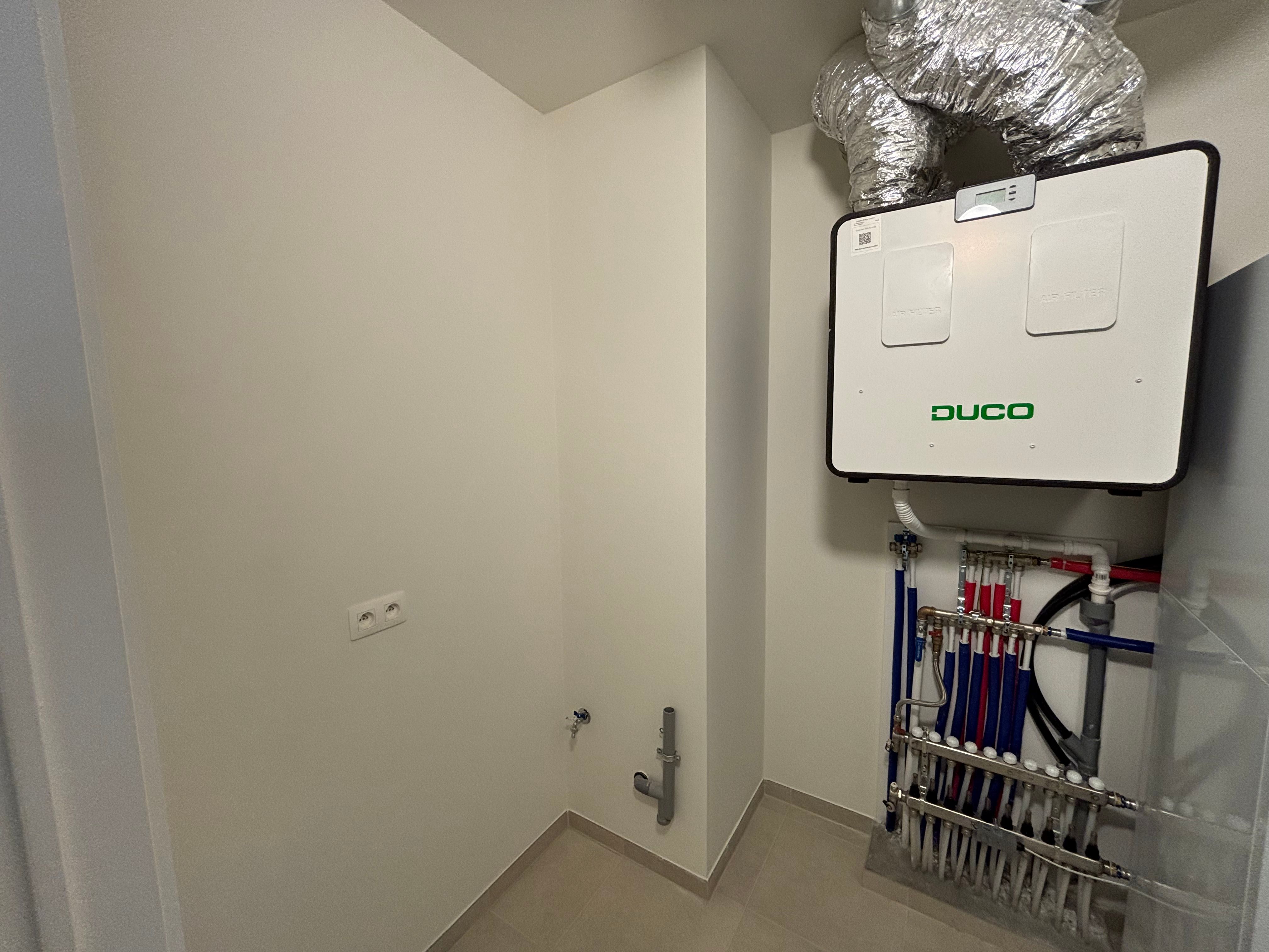 Nieuwbouw 2-slaapkamerappartement met terras foto 10