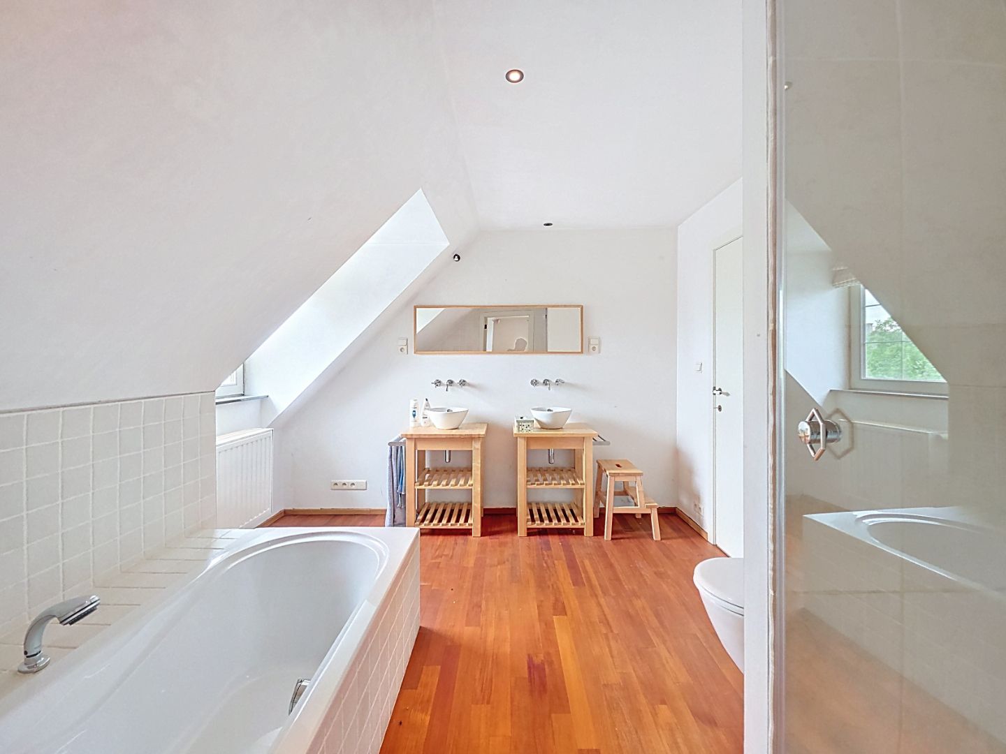 Alleenstaande woning met zuidgerichte tuin te Torhout foto 9