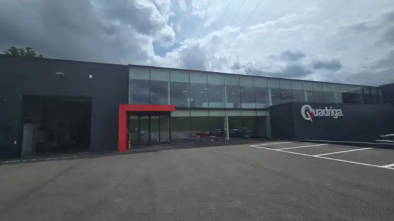 Bedrijfsgebouw te huur foto 5