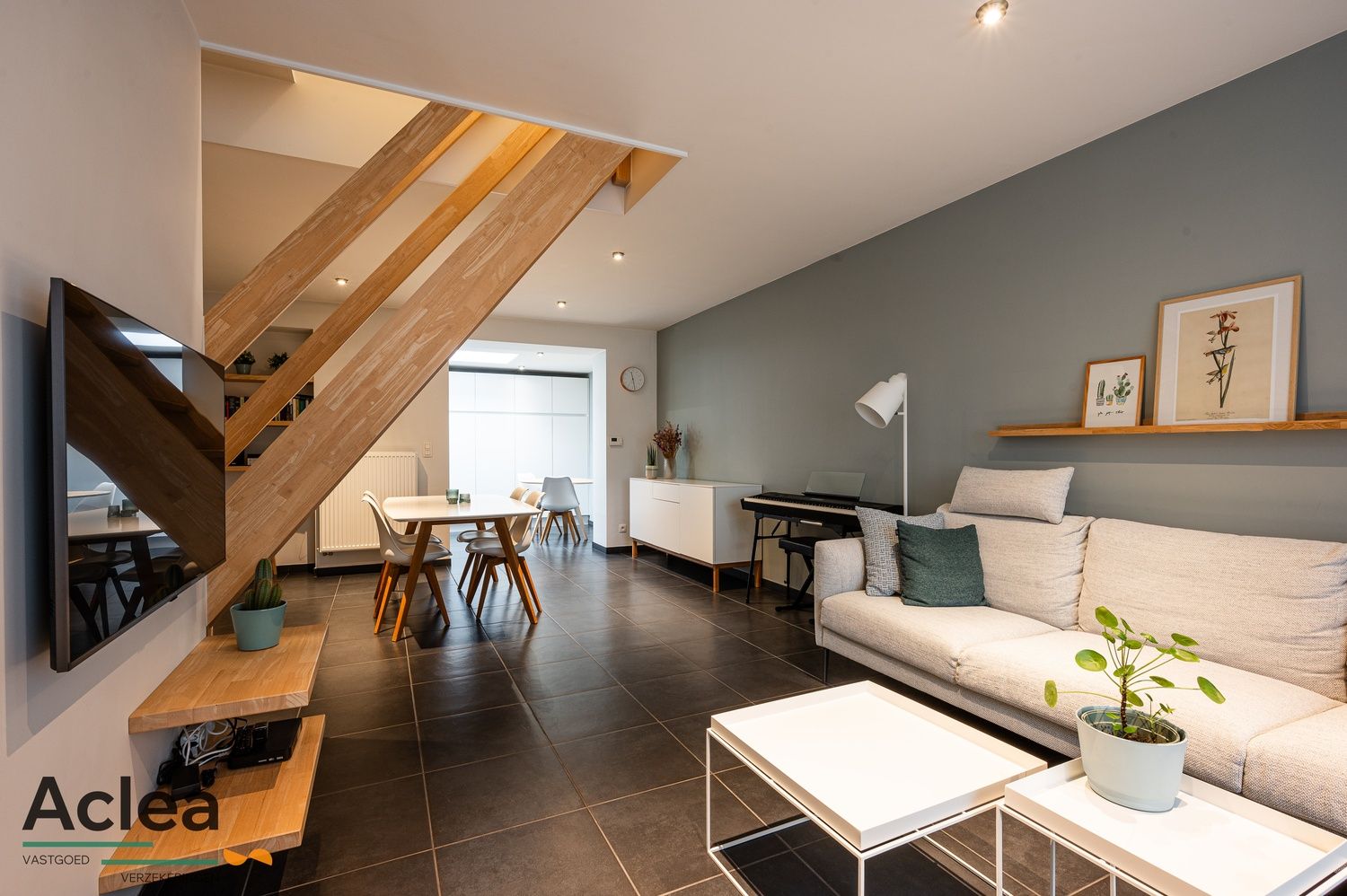 Instapklare starterswoning met tuin en garage in Eeklo foto 8