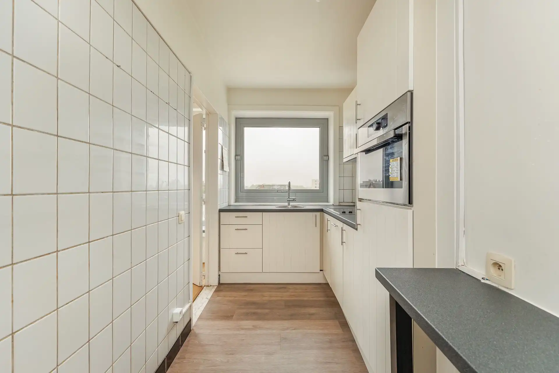 Groot appartement te koop in hartje Mortsel foto 6