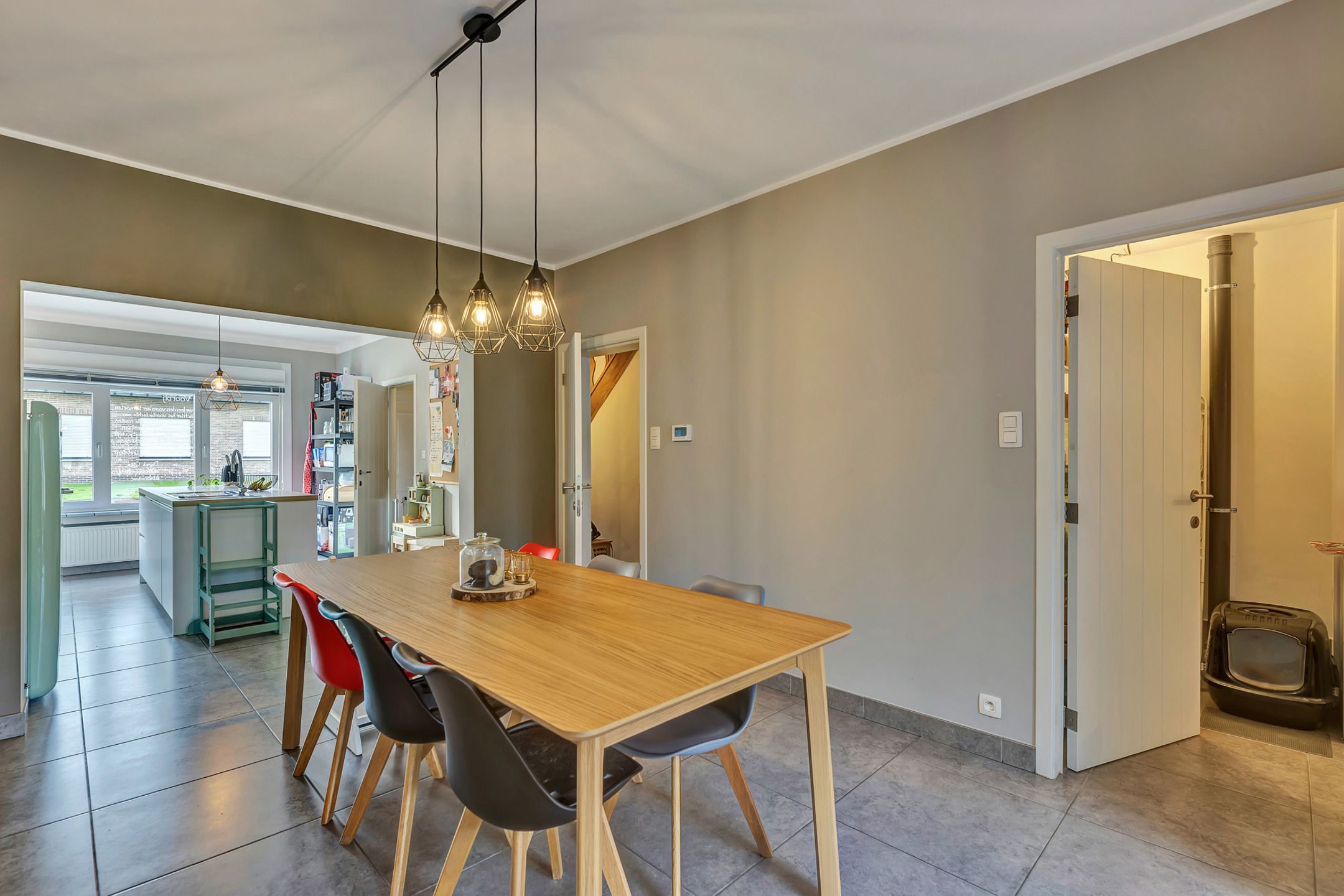 Recent gerenoveerde woning met 3 slpks en tuin te Ninove foto 9