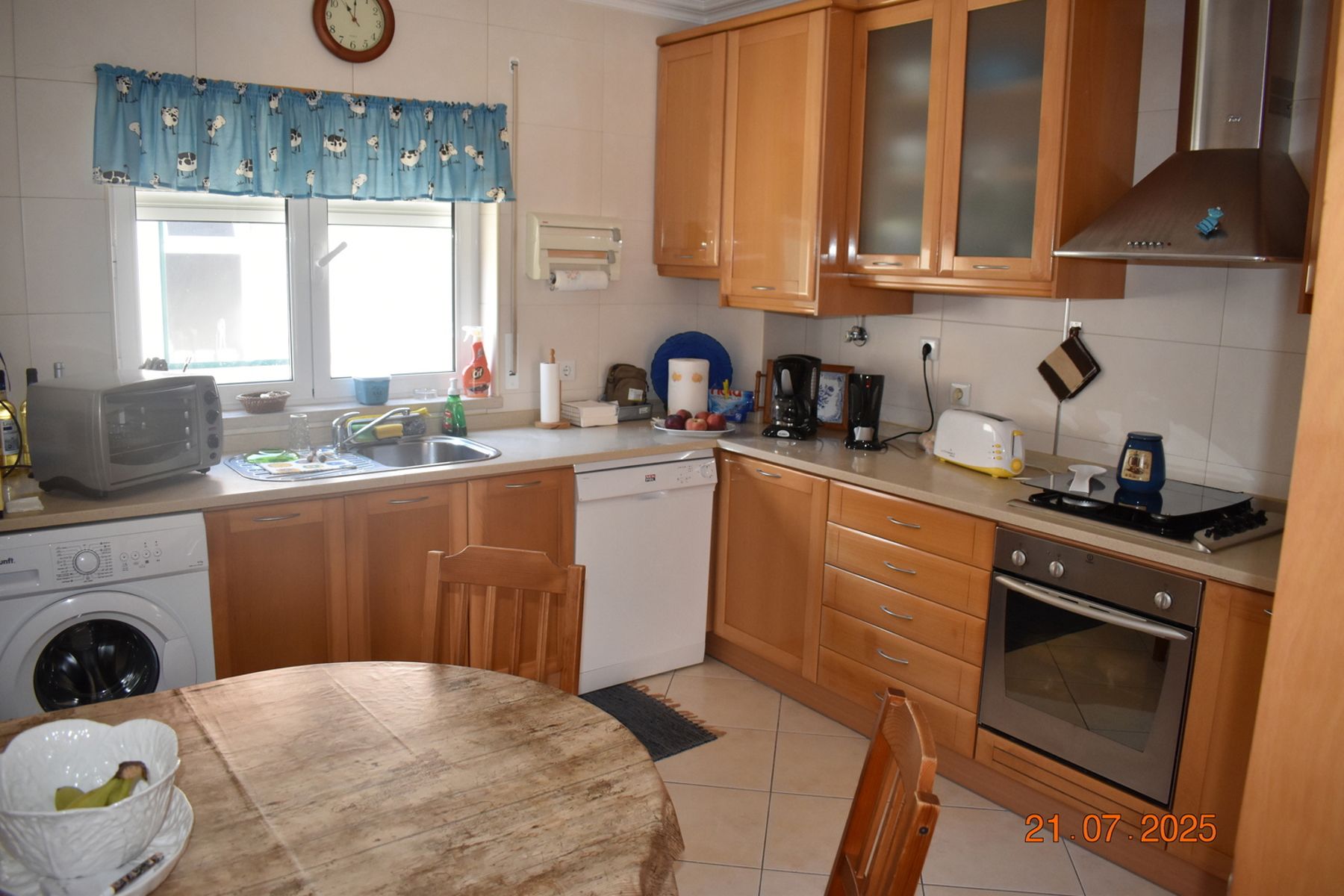 Charmante Duplex met 3 Slaapkamers in het Hart van Nazaré – Slechts 50m van het Strand!  foto 5