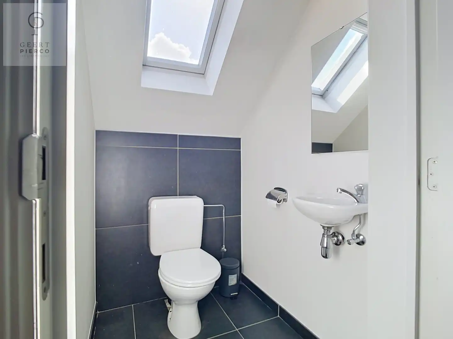 Ruim appartement in het hartje van Landen foto 23