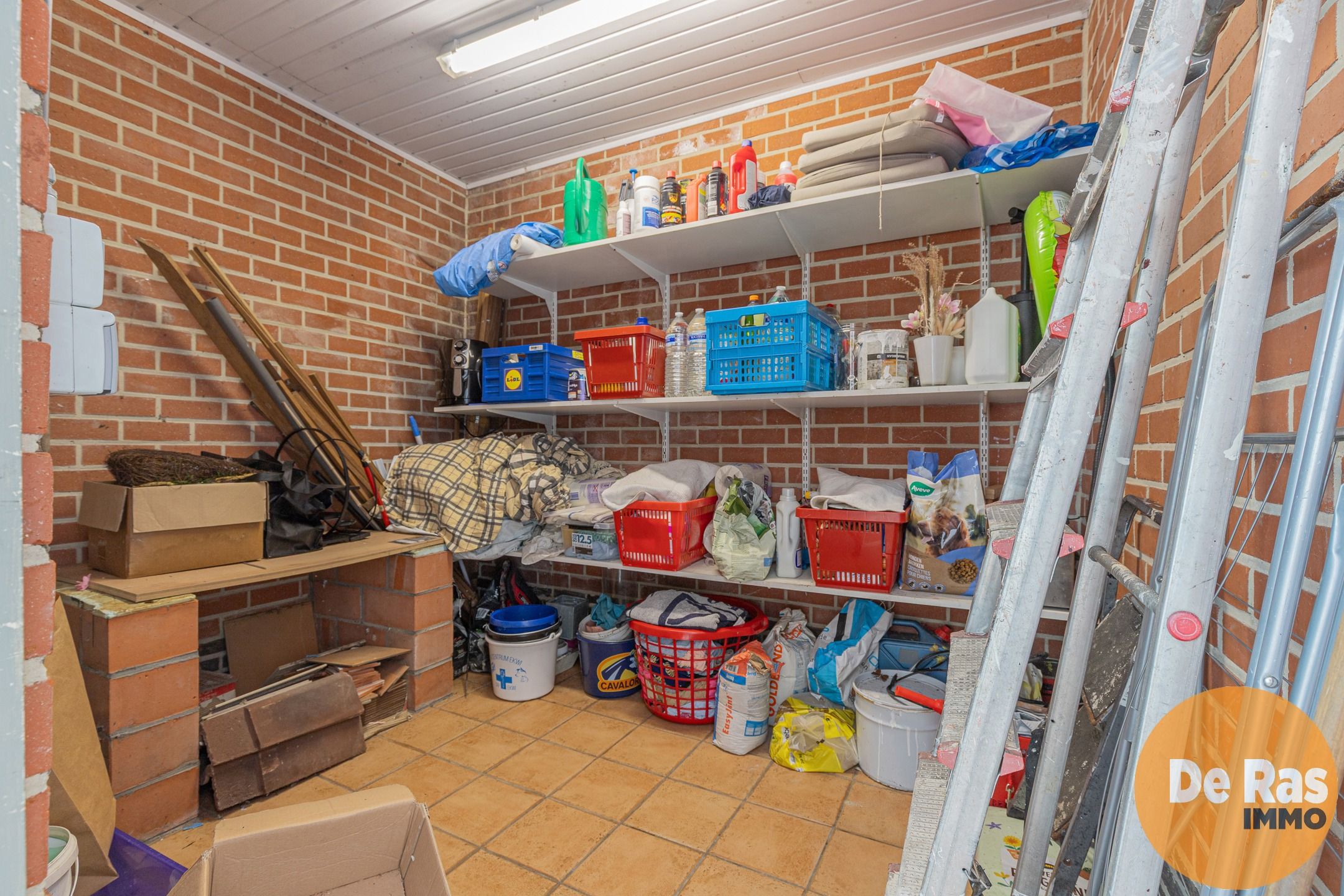 NIEUWERKERKEN–Gezellige woning met terras, centrale ligging! foto 19