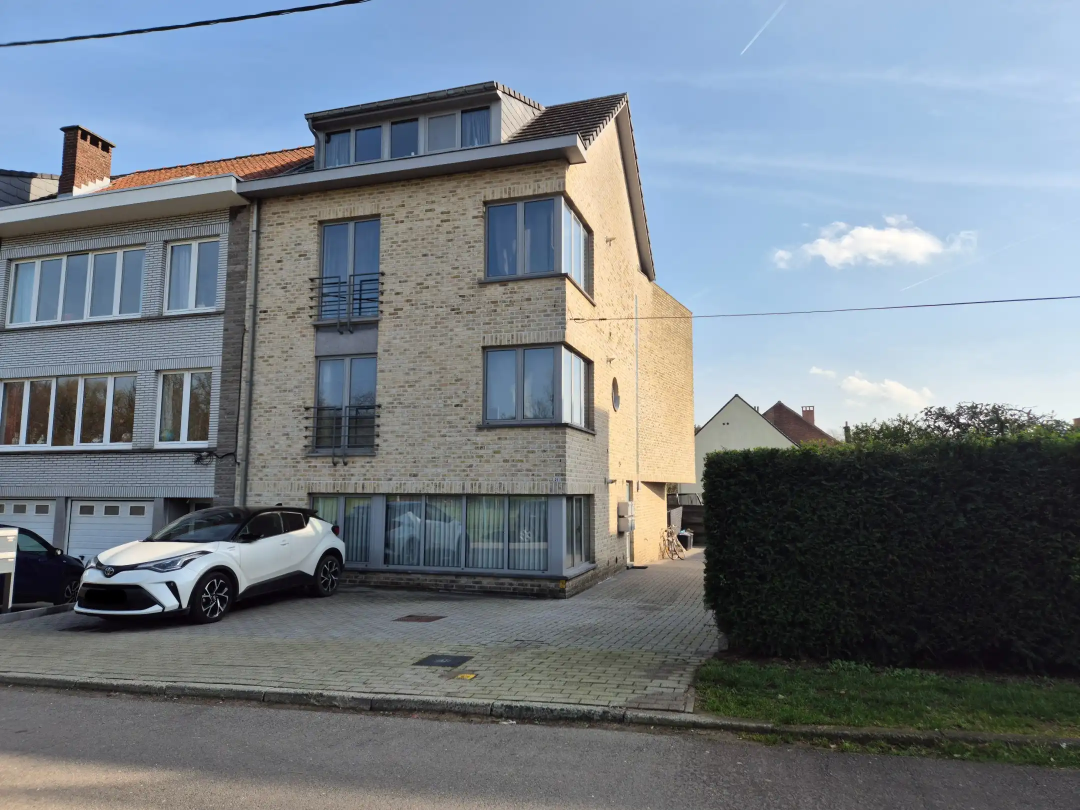 Gelijkvloers appartement met 1 slaapkamer en terras foto {{pictureIndex}}