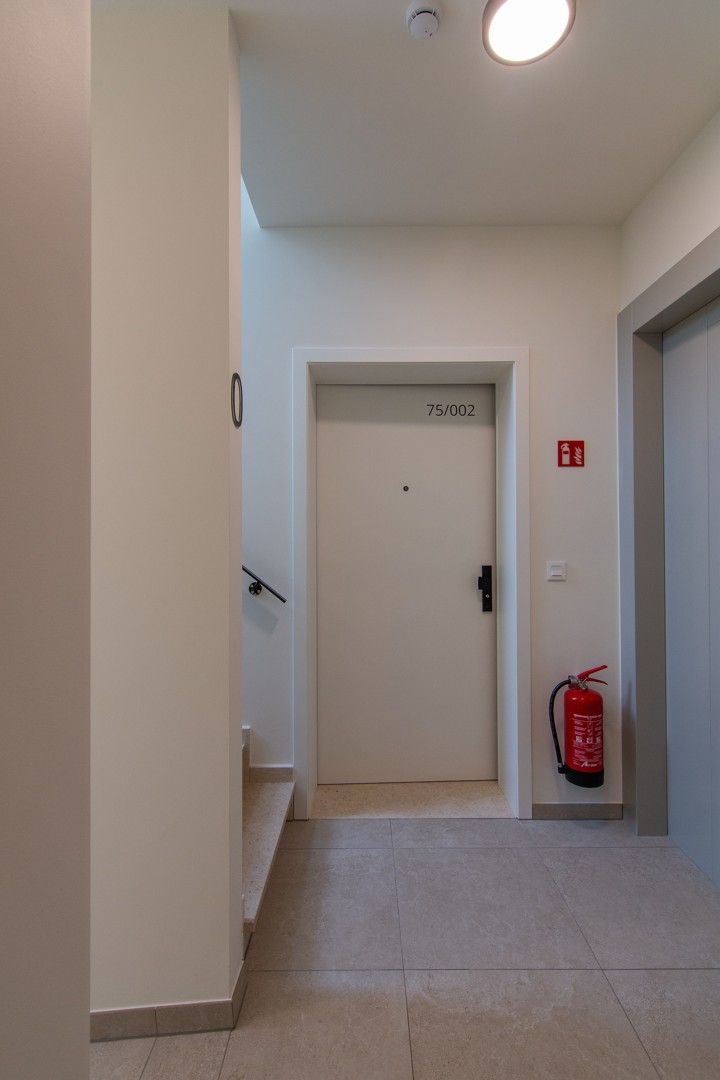 2-SLP APPARTEMENT OP 1STE VERDIEP MET RUIM TERRAS foto 42