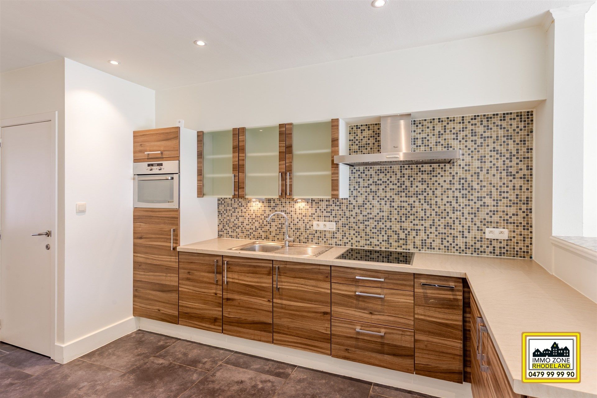 Instapklare woning met 2 slpks, garage en ruime tuin.  foto 8