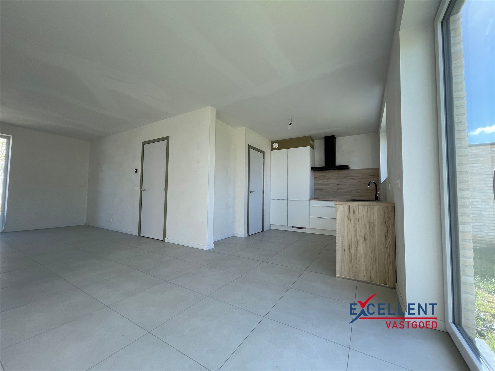 Nieuwbouwwoning met 3 slaapkamers te huur in Tielt foto 3