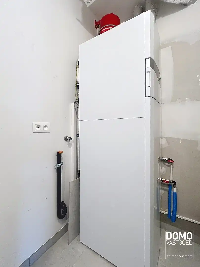 VOLLEDIG AFGEWERKT NIEUWBOUWAPPARTEMENT MET 1 SLAAPKAMER, TERRAS EN ONDERGRONDSE AUTOSTANDPLAATS IN RESIDENTIE "DE KWINT" TE ZONHOVEN  foto 9