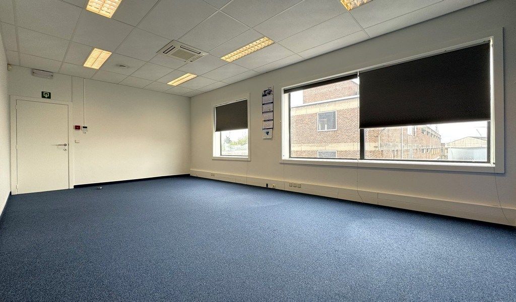 Gelijkvloers kantoor te huur in Noorderlaan Business Site te Antwerpen foto 3