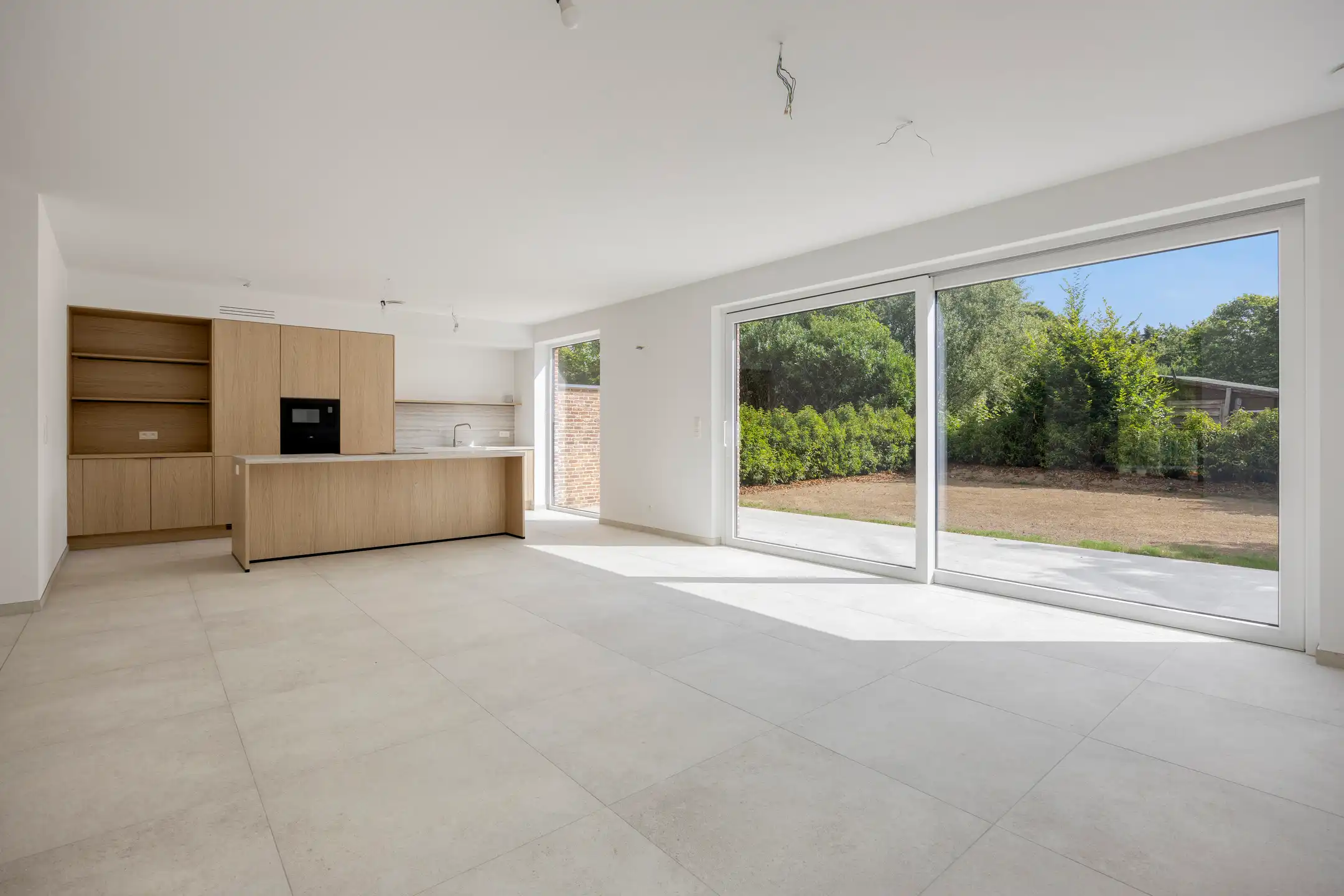 Nieuwbouwwoning met 6 slaapkamers & 3 badkamers (aan 6% btw) foto 5