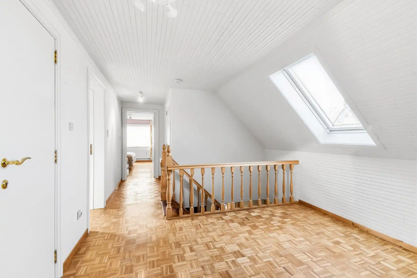 Ruime villa met 4 slaapkamers foto 17