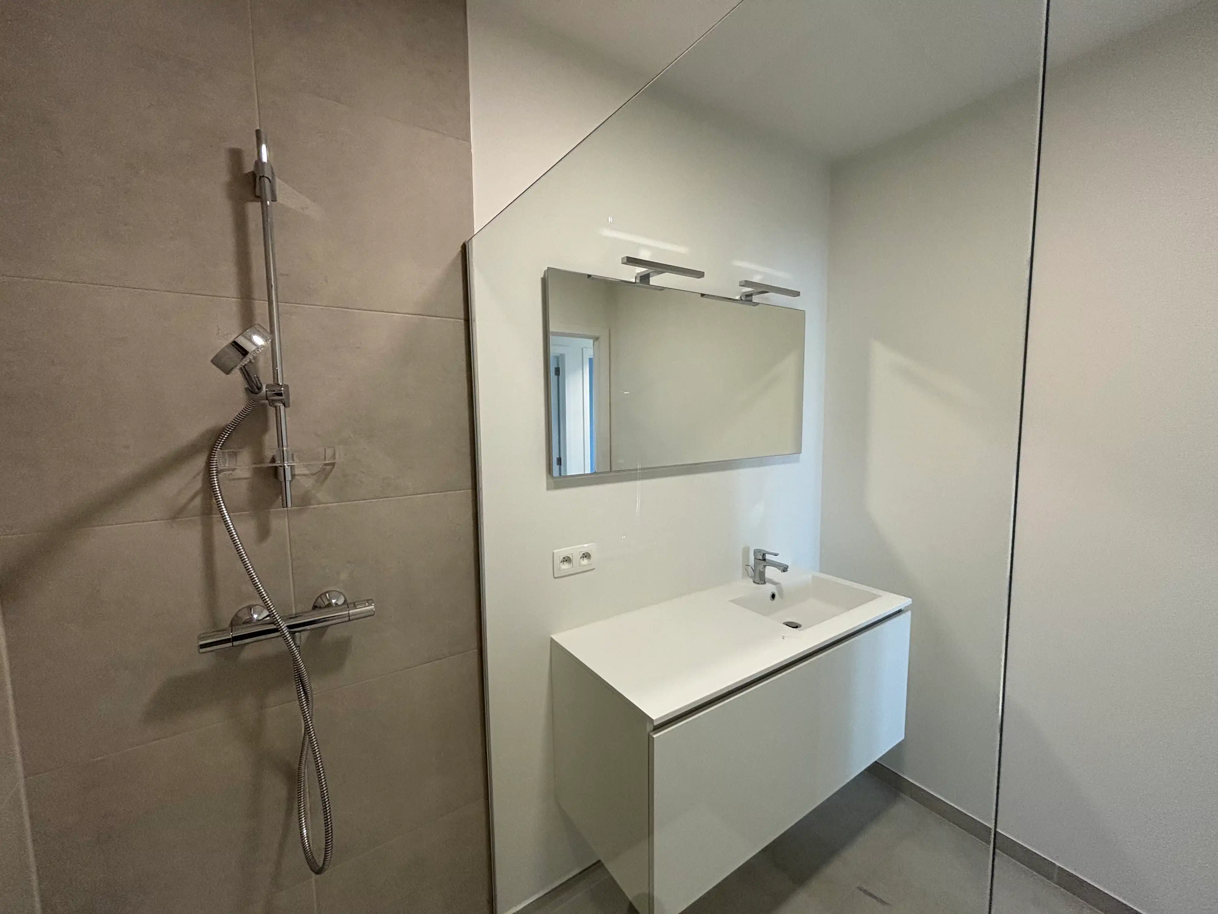 Modern & Energiezuinig: Appartement met 1 slaapkamer + bureau te Koningslo foto 19