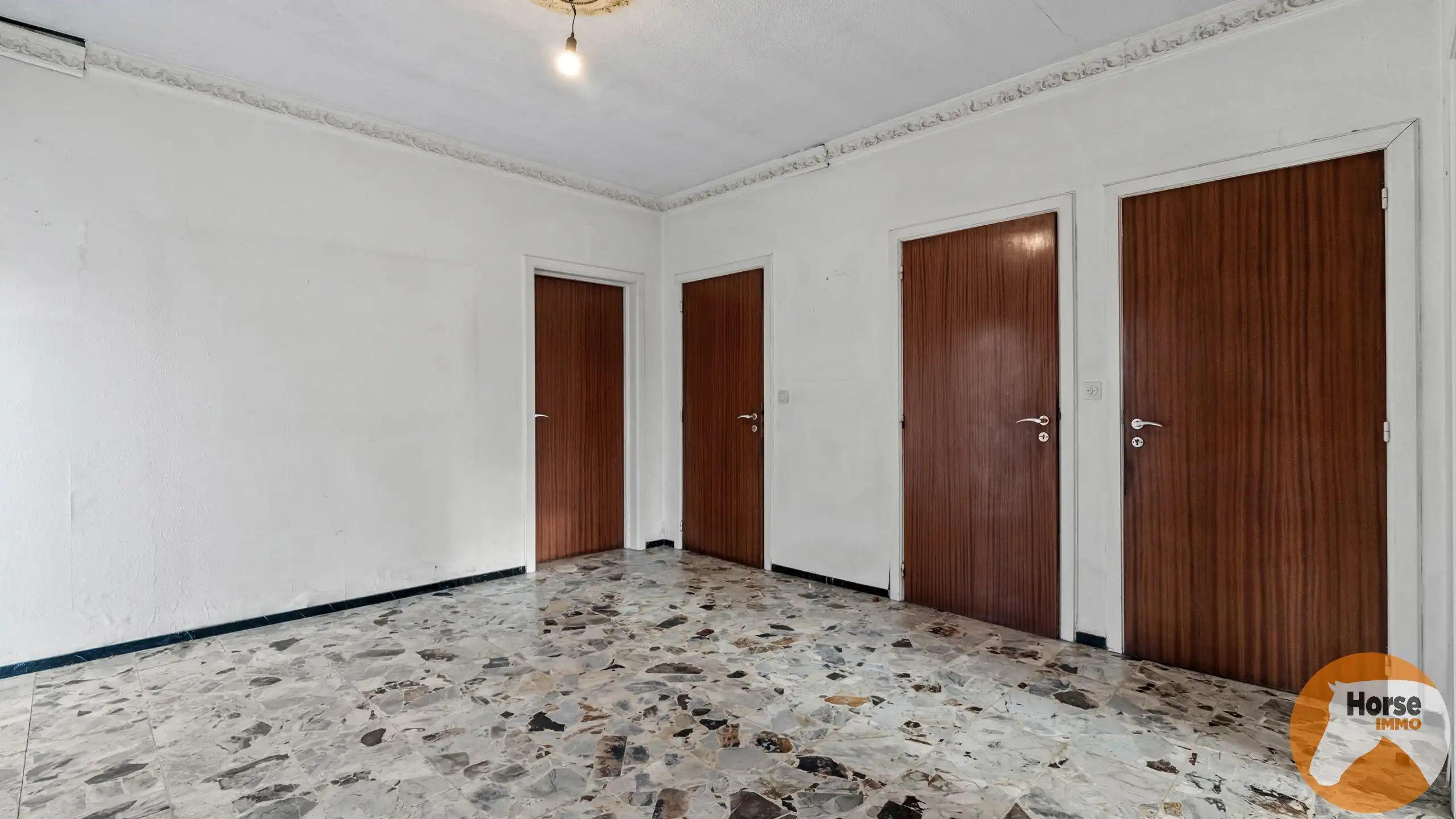 AALTER - Te renoveren bungalow met ruim bijgebouw  foto 9