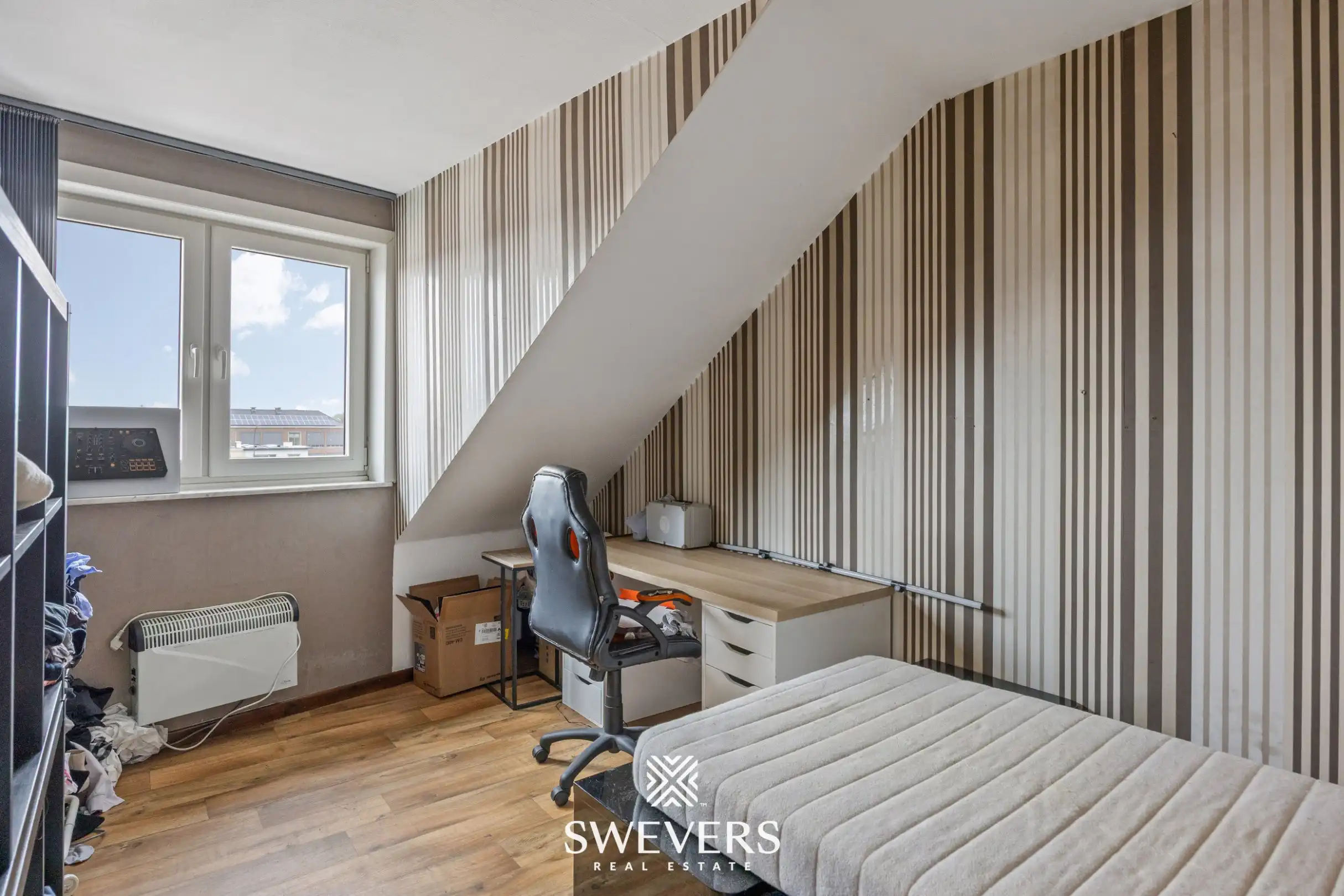 Ruim appartement van 121 m² woonoppervlakte en garagebox foto 16
