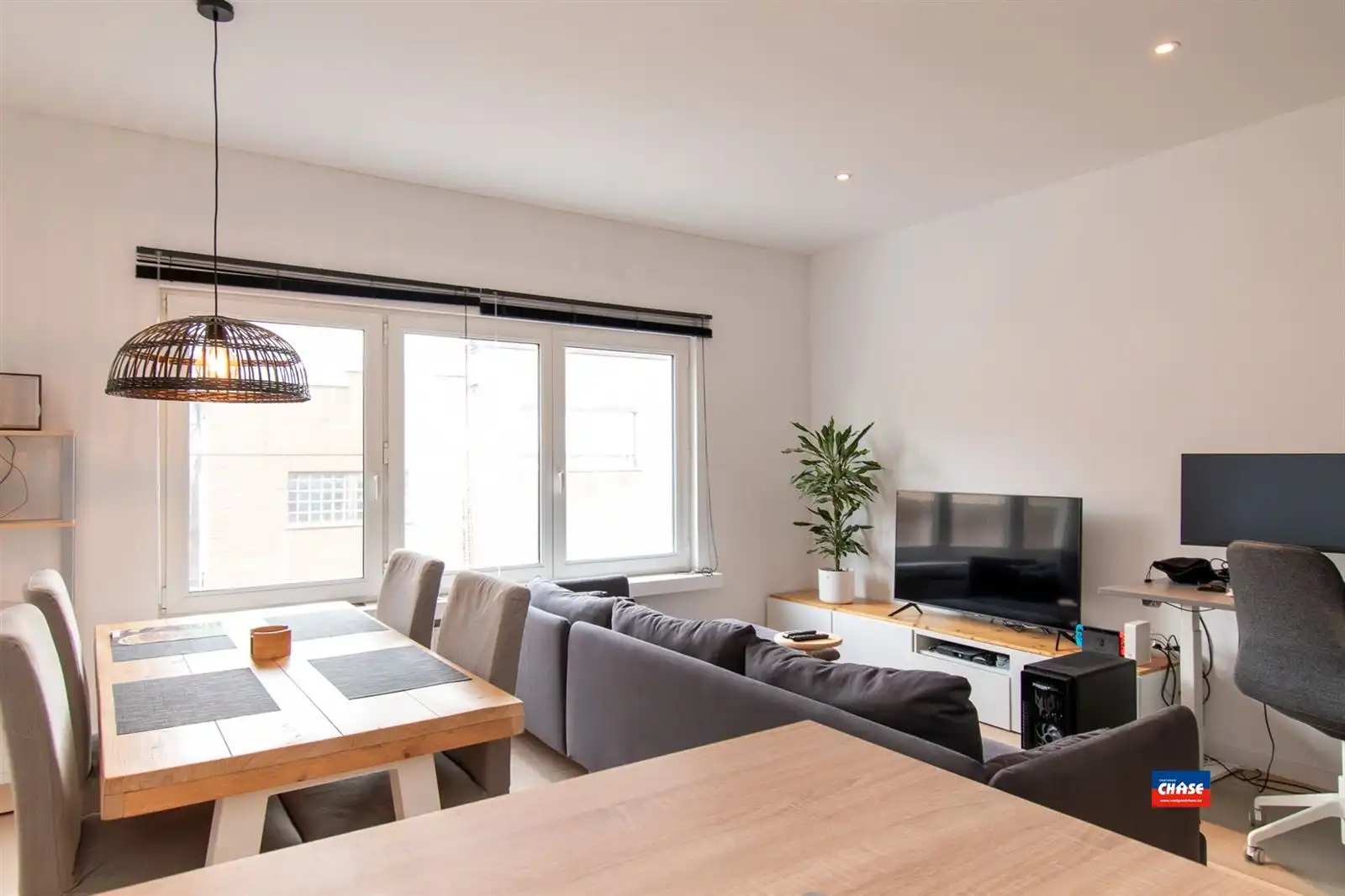 Charmant & instapklaar appartement met 2 slpks + terras foto 2