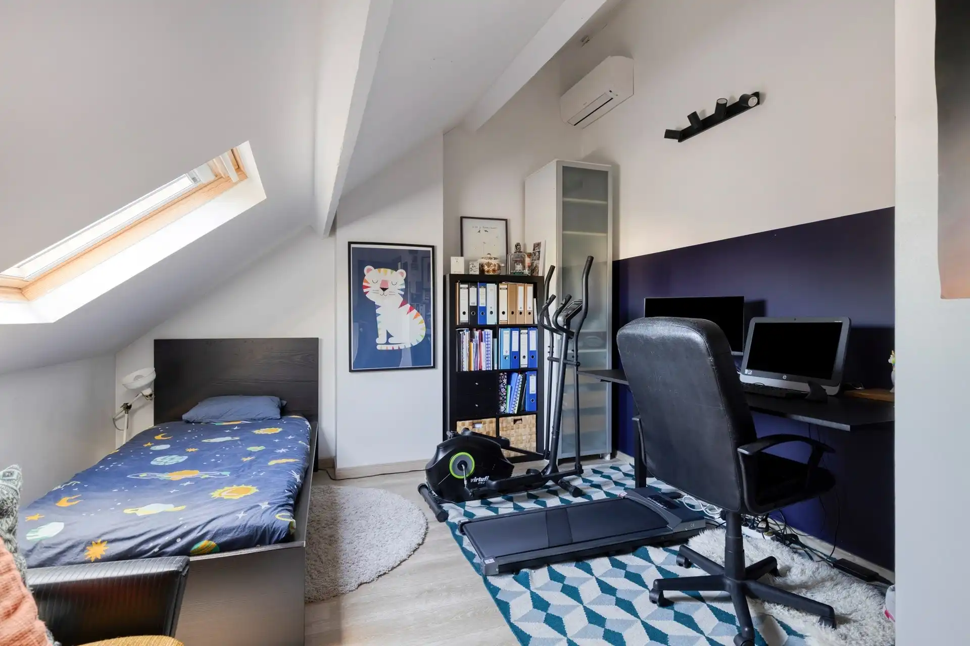 Instapklare en energiezuinige eengezinswoning met 3 slaapkamers, zuid-west tuin en mog. tot garage.  foto 24