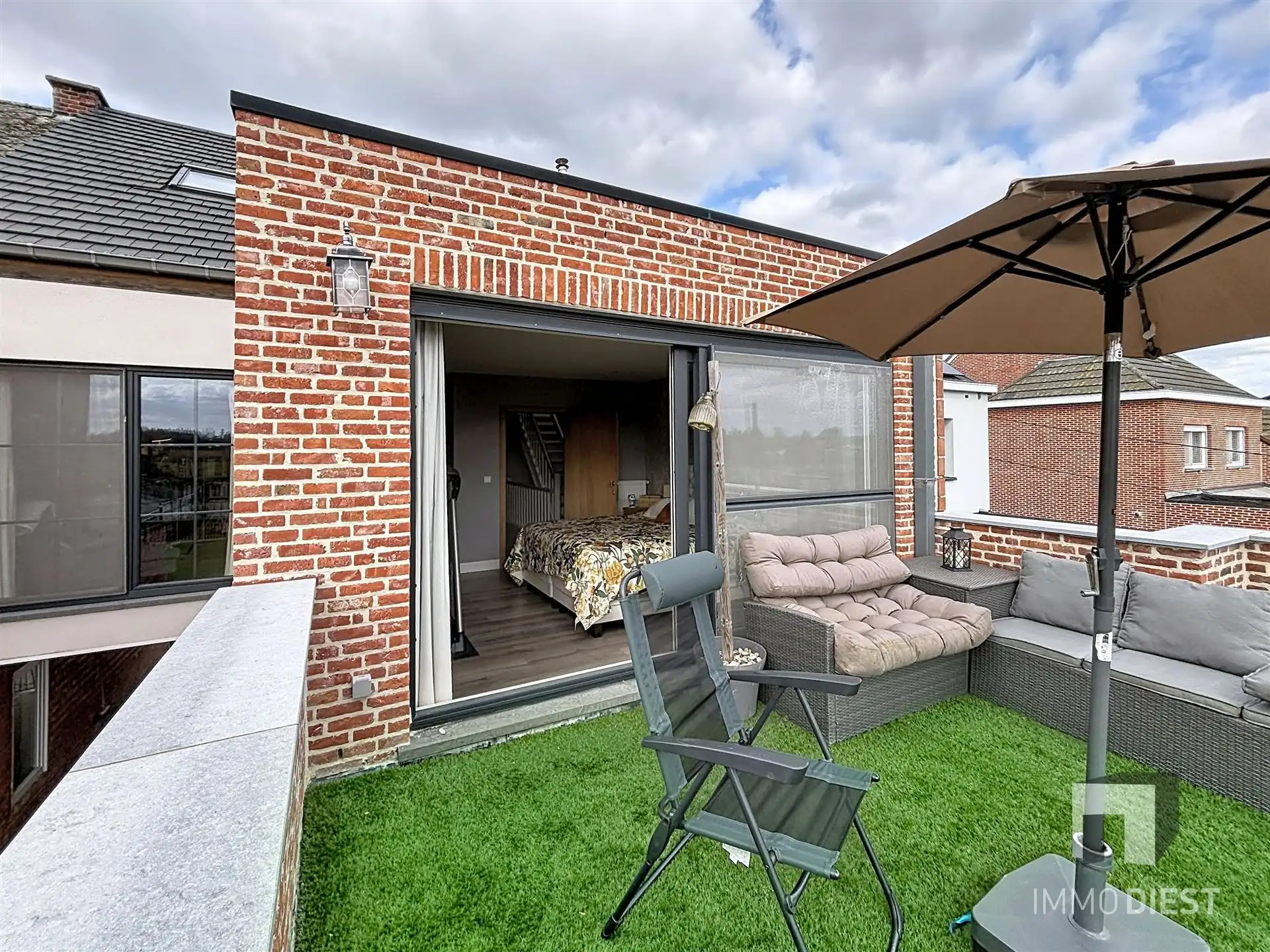 Charmante, instapklare gezinswoning met 3 ruime slaapkamers op 8a 52ca. foto 22