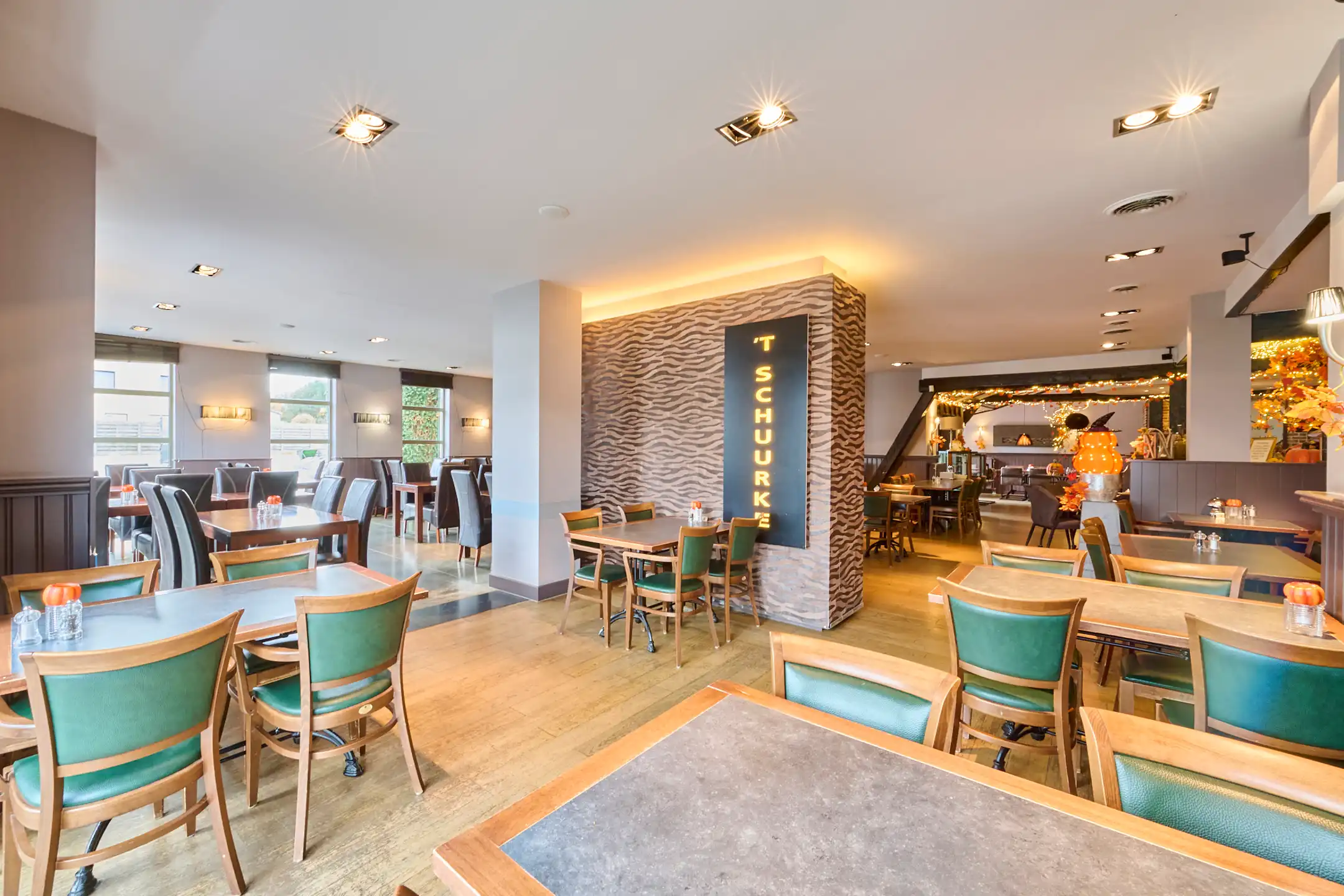 TE KOOP: taverne in Meeuwen op een perceel van 1767m² foto 6