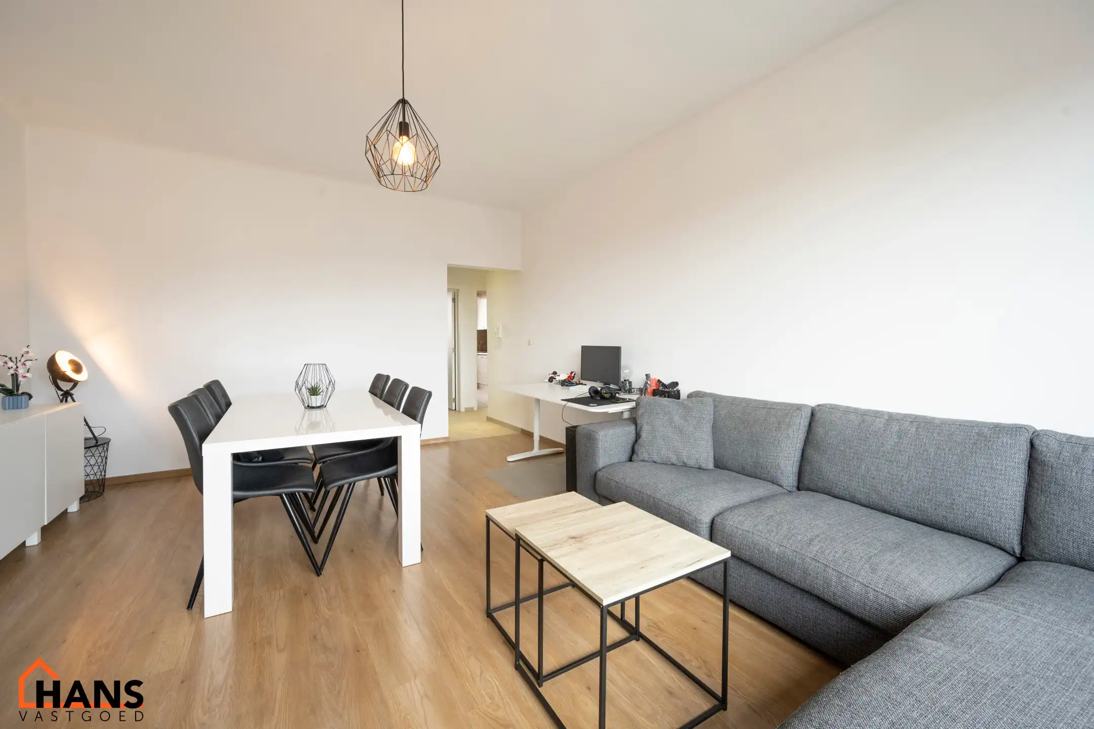 Recent gerenoveerd appartement op de 2de verdieping zonder lift. foto 3