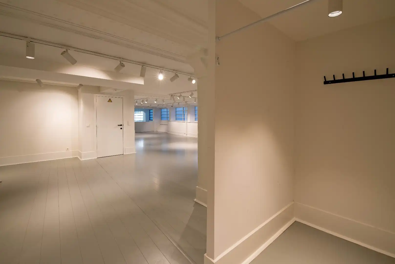 Kipdorp 23 - Veelzijdig kantoor/showroom met parking foto 14