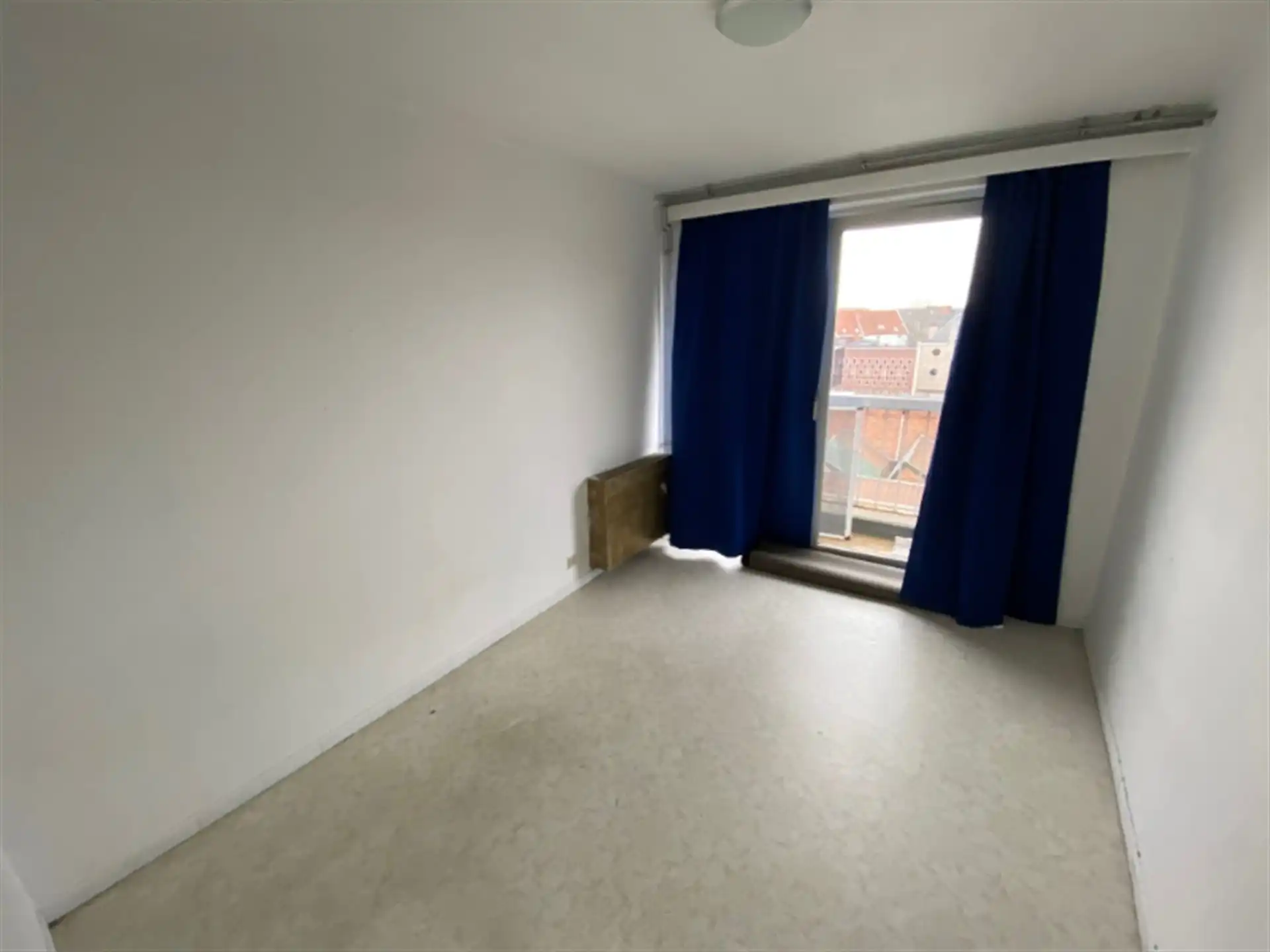 Ruim appartement met 3 slaapkamers nabij het stadspark foto 5