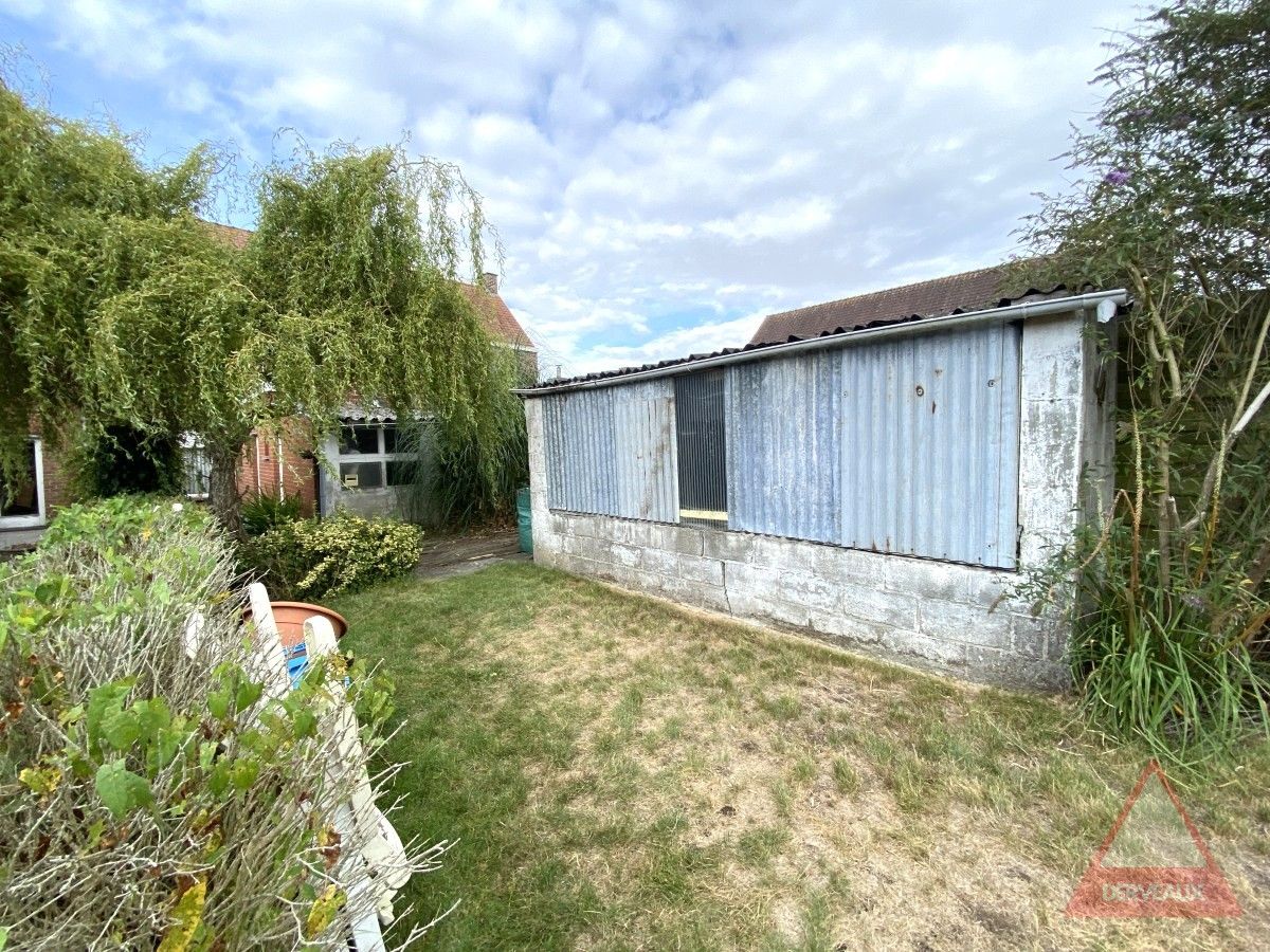 Zonnebeke – Renovatiepand met tuin en garage nabij het Kasteelpark foto 3