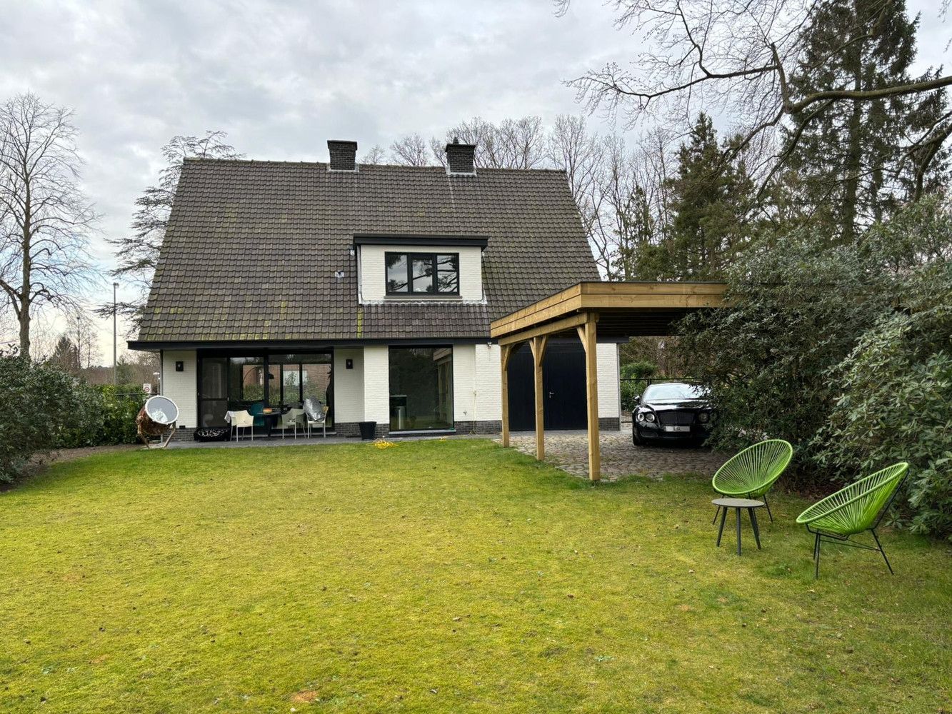 Net gerenoveerde woning met 4 slaapkamers foto 27