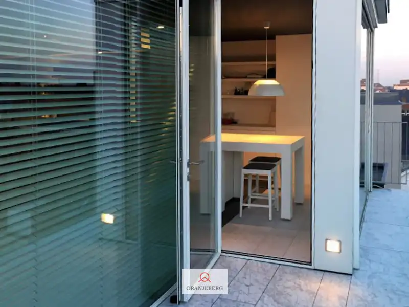 Zalige exclusieve penthouse met zuidgericht terras en uniek zicht op de torens! foto 27