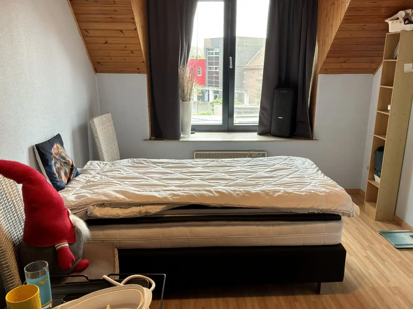 Instapklaar duplex appartement met terras en tuintje in het centrum – geen gemeenschappelijke kosten foto 12