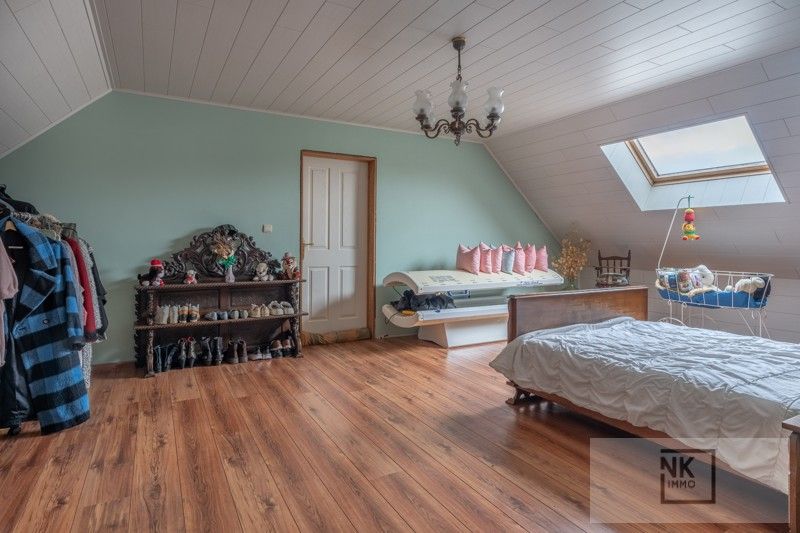 Charmante fermette woning met 4 slaapkamers, bureau en ruime werkplaats op een prachtig perceel in Arendonk! foto 34