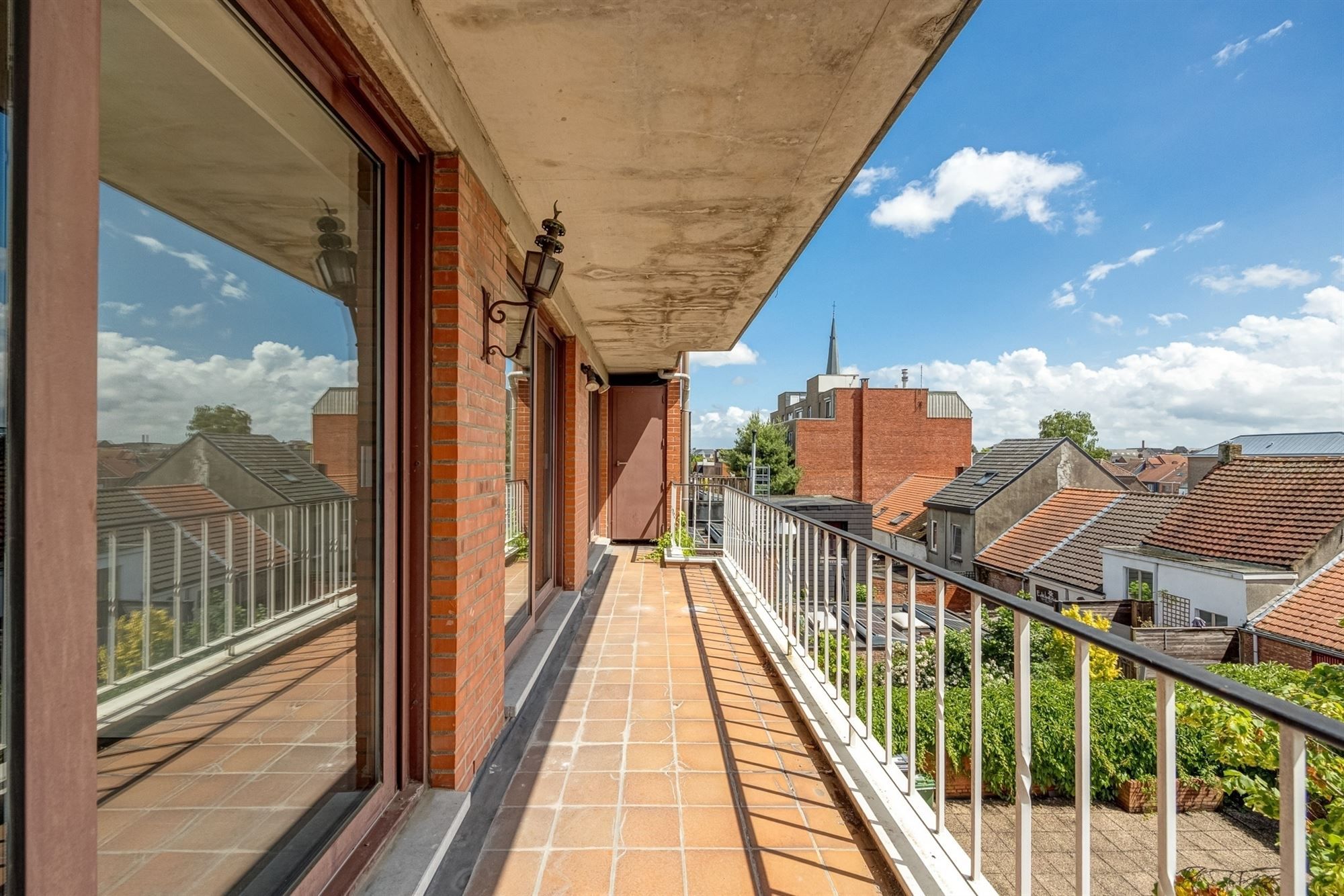 Recent gerenoveerd appartement met 3 slpkms foto 24