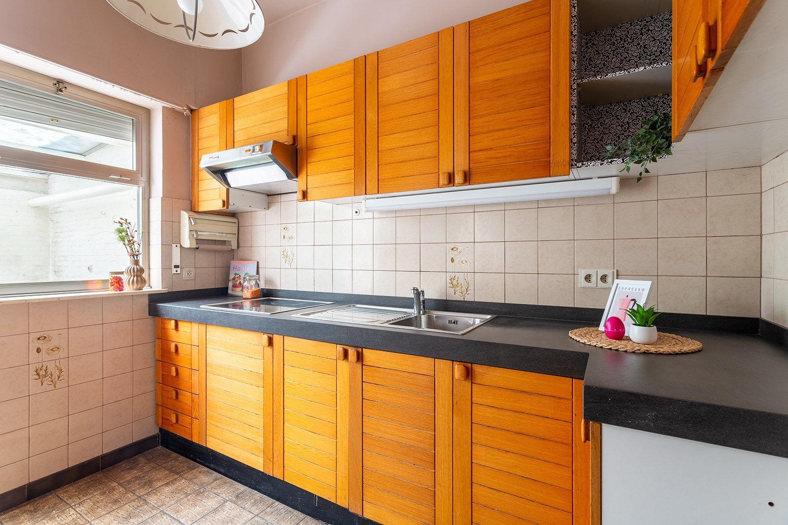 Ruime en rustig gelegen woning met tuin foto 5