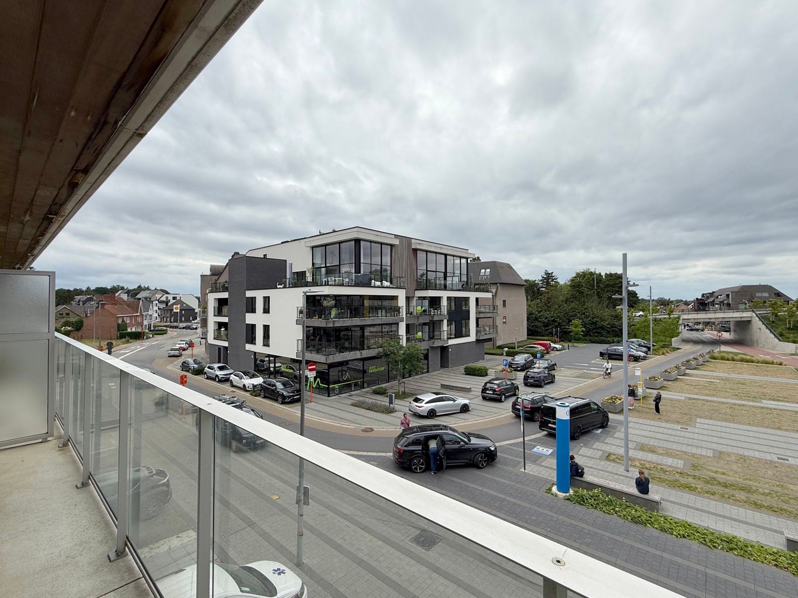 Instapklaar appartement met 2 slaapkamers en terras foto 21