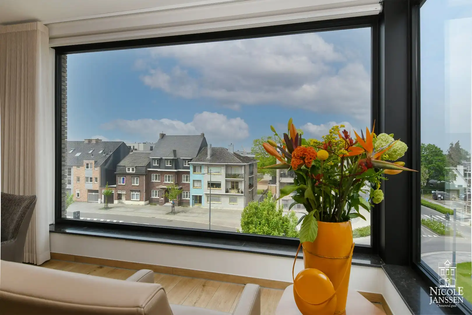 Royaal penthouse met twee slaapkamers, twee terrassen en drie autostandplaatsen foto 8