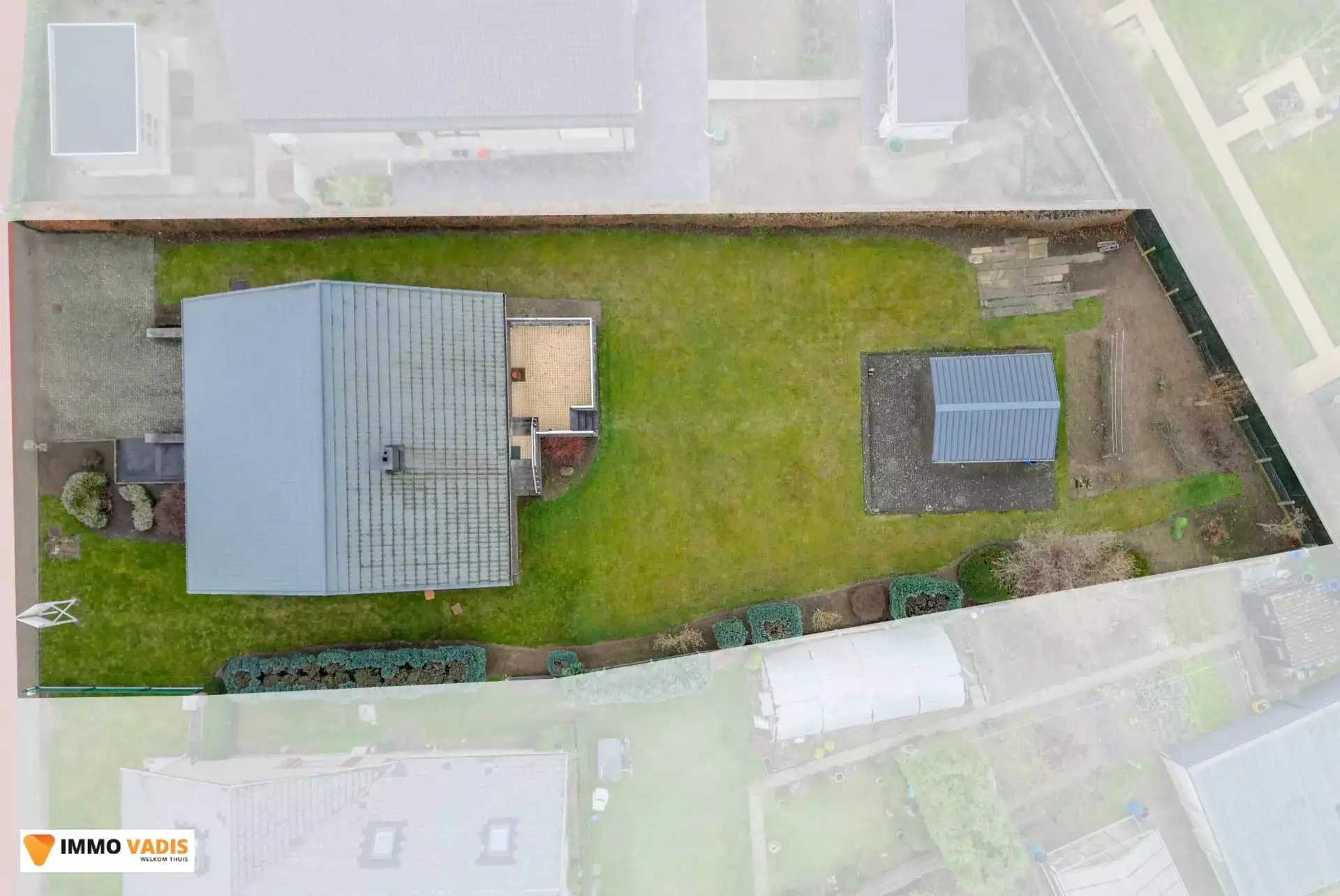 Ruime open bebouwing met 4 slaapkamers in rustige omgeving foto 22