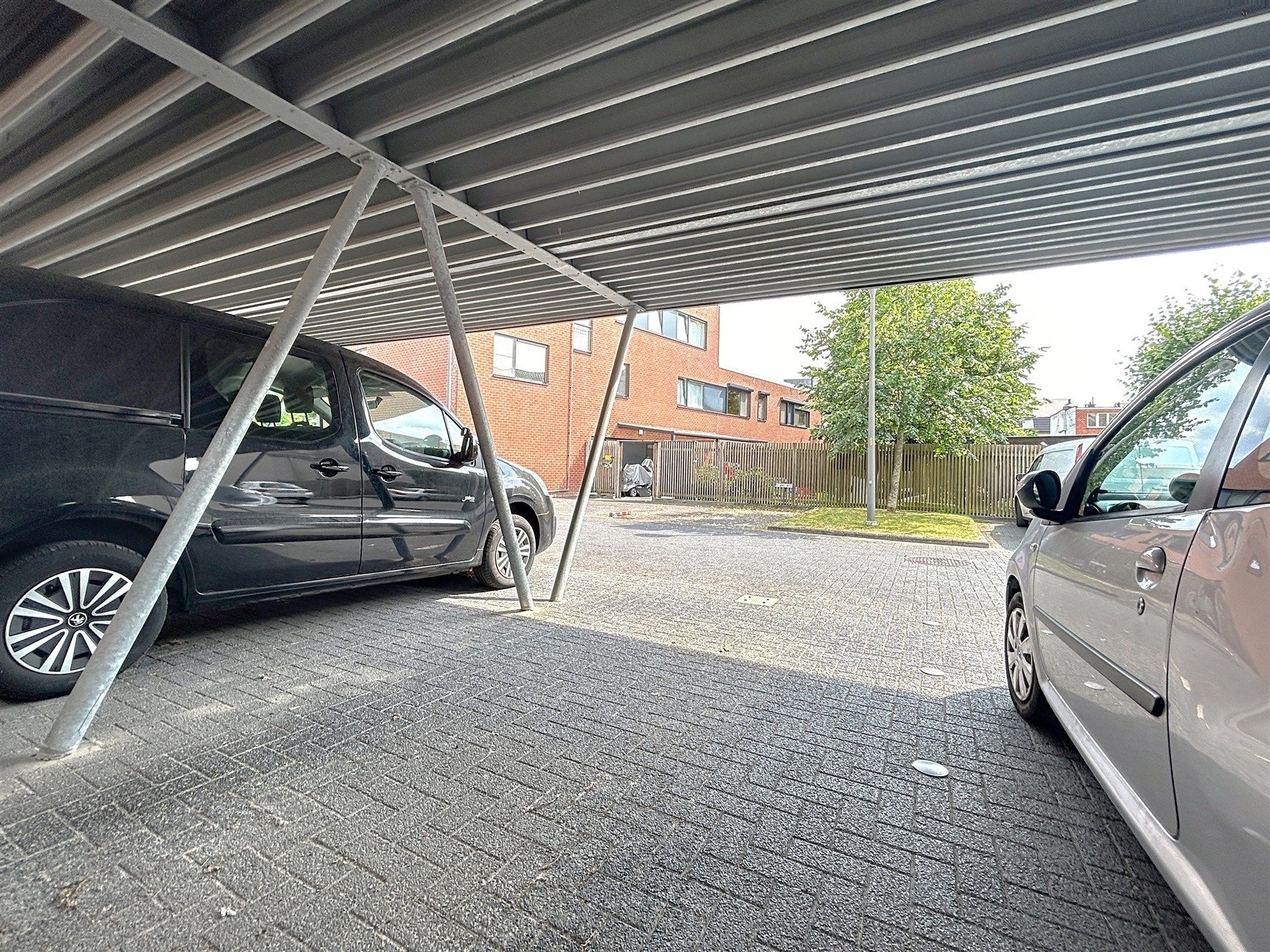 Energiezuinig 3 slaapkamer-appartement op toplocatie. foto 28