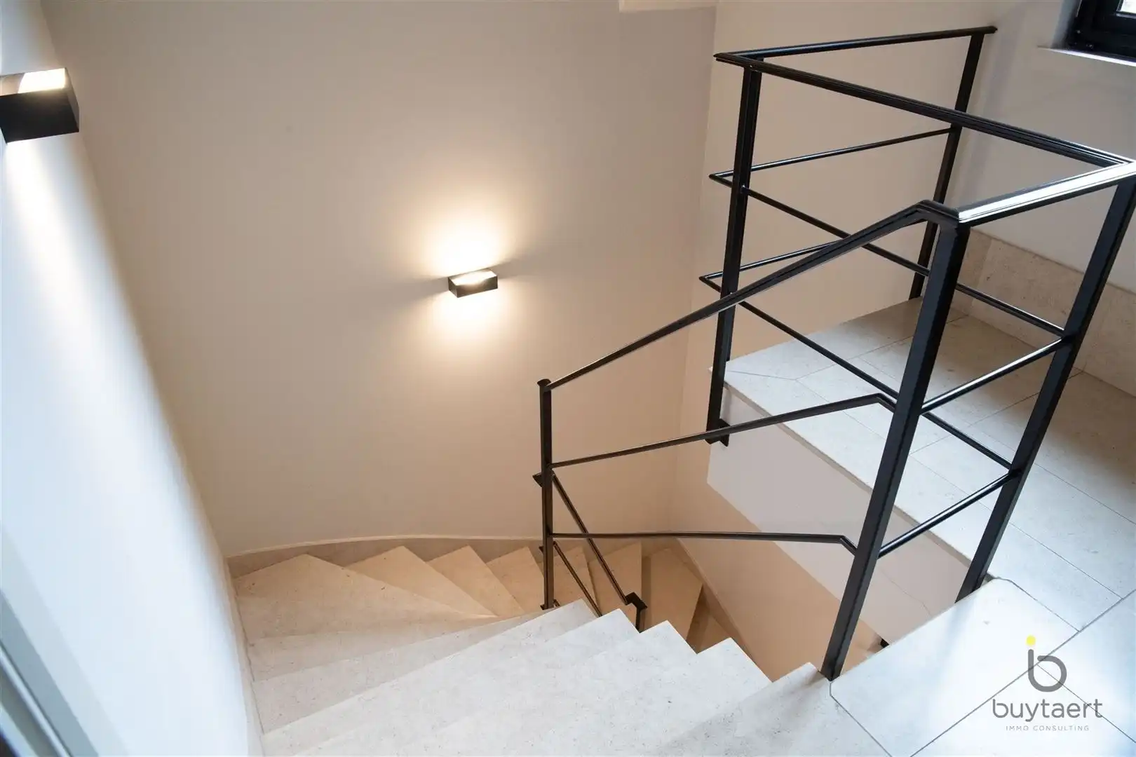 Ontdek deze adembenemende PENTHOUSE in het hartje van Schilde! foto 36
