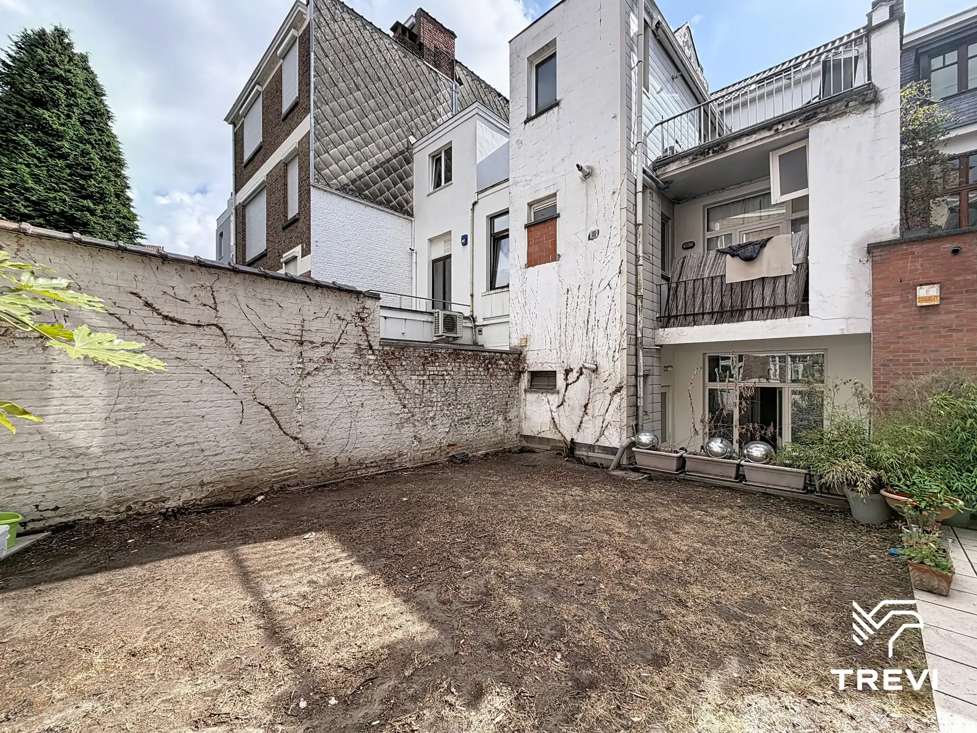 TOUR & TAXIS – Prachtige woning met 4 slaapkamers, terras en tuin! foto 22