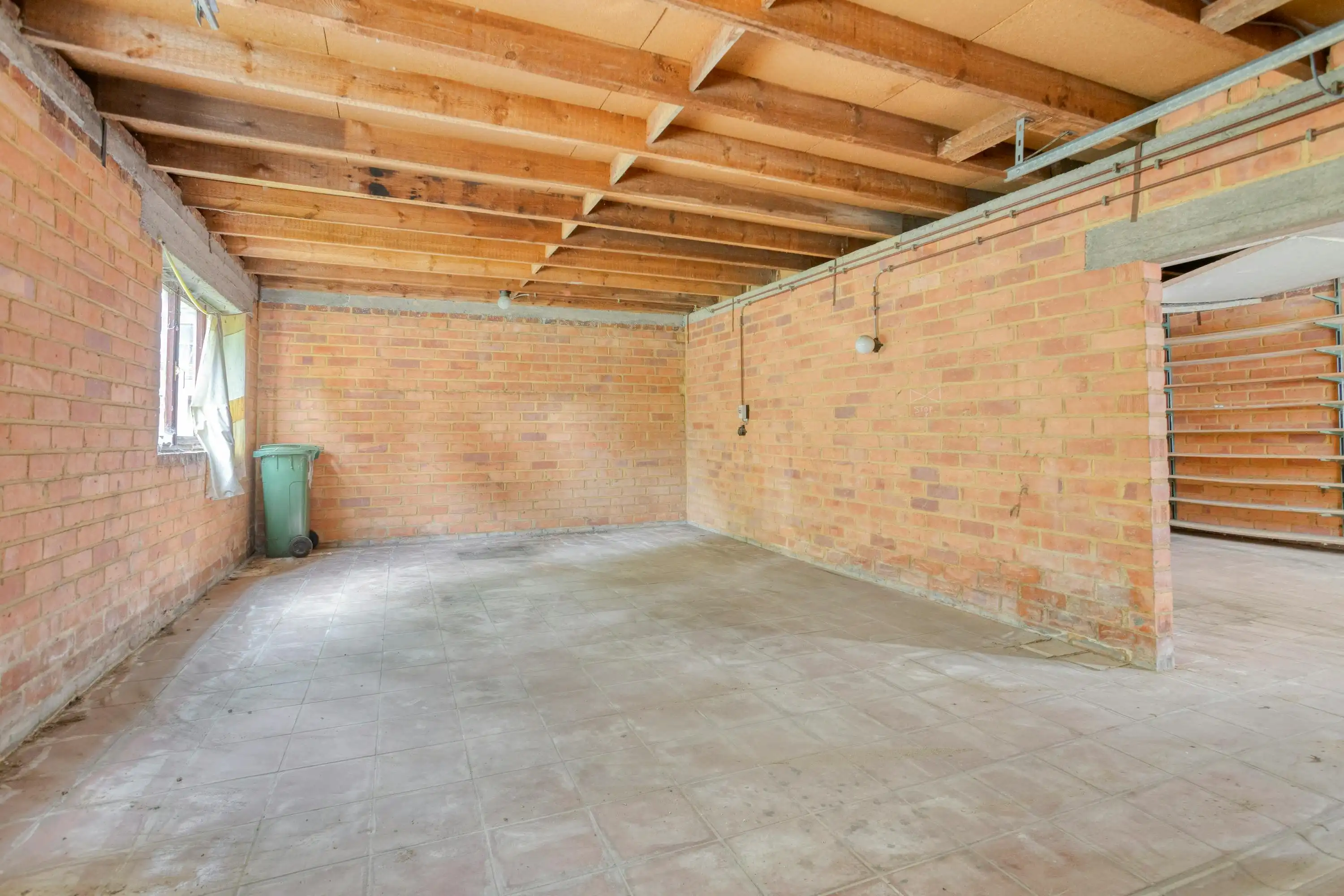 Solide woning met magazijn van 80m² te koop in Geraardsbergen foto 16
