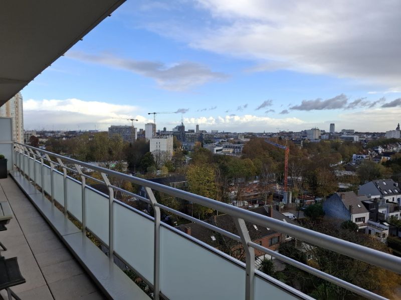 2 slk appartement met 16 m² terras met panoramisch uitzicht over Gent met private autostaanplaats foto 2