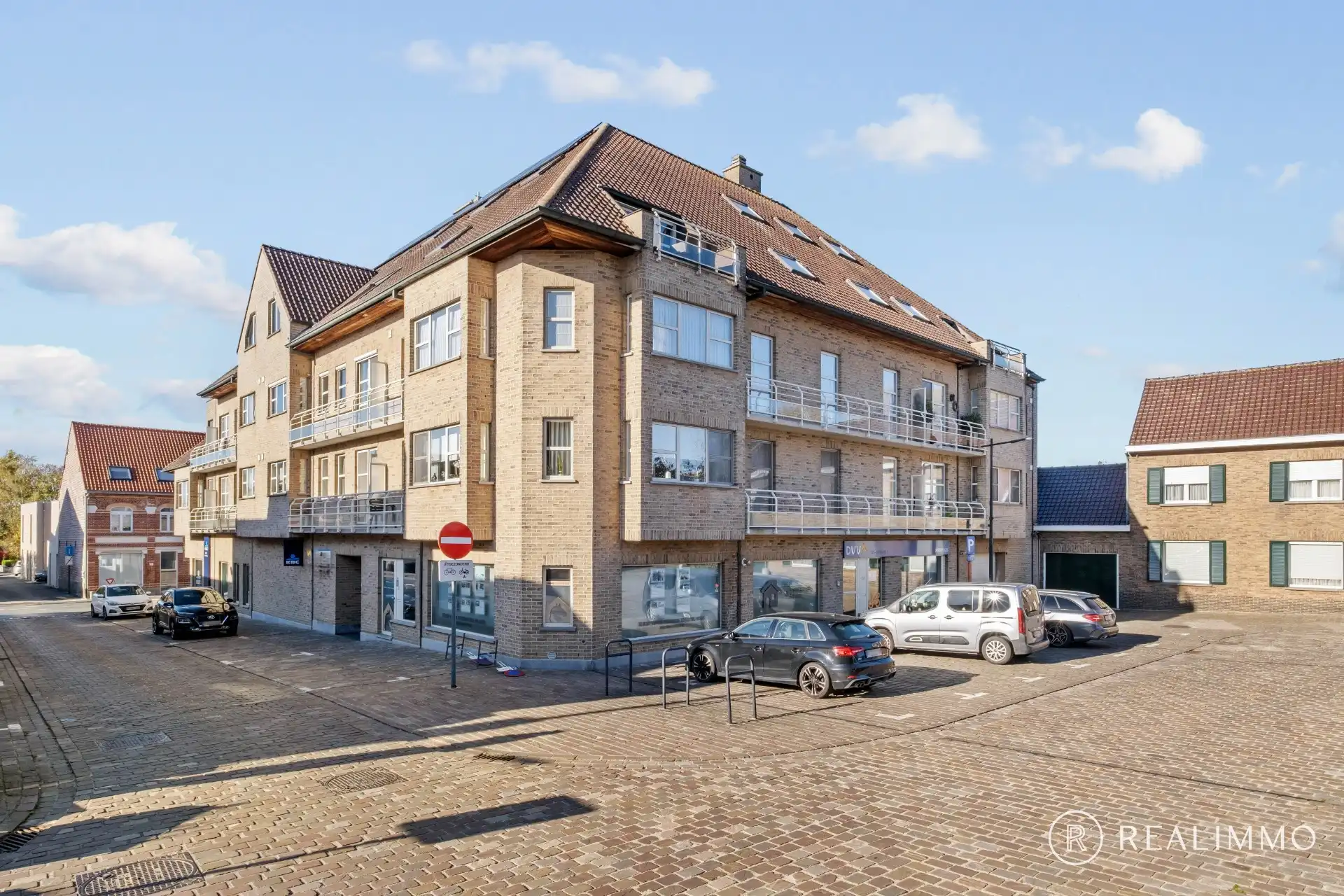 Handelspand in centrum Moorslede foto 3